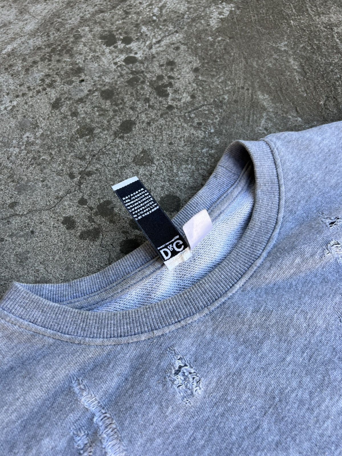 Dolce & Gabbana Crazy Vintage Dolce Gabbana Distressed Sweatshirt y2k LGB Size US XL / EU 56 / 4 - 7 Thumbnail