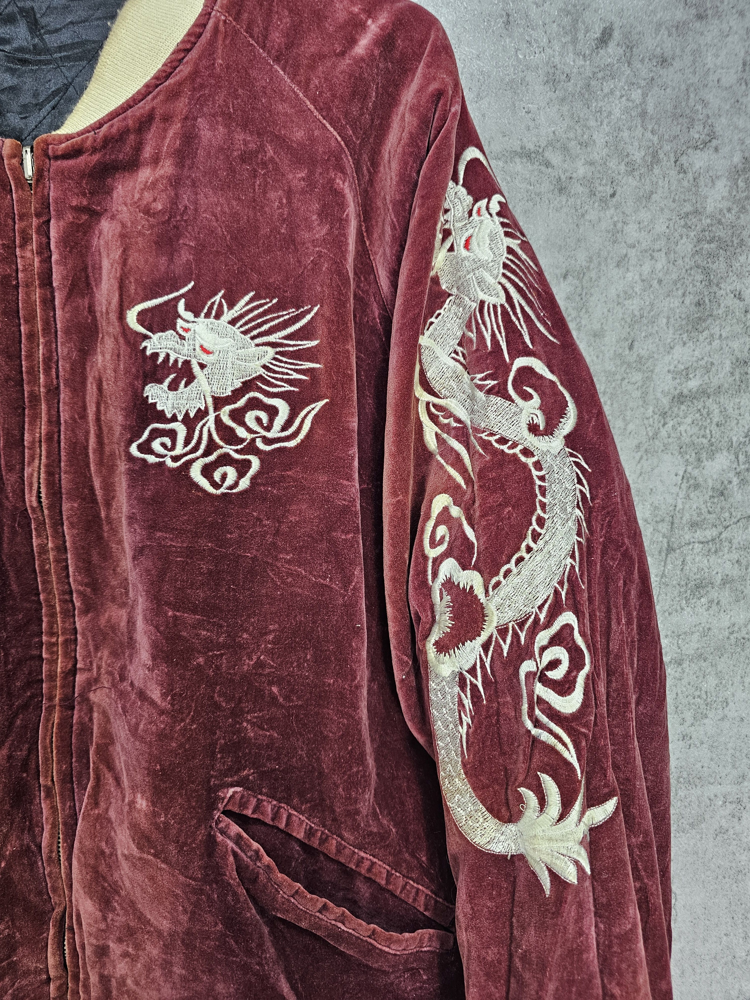 Vintage SUKAJAN Dragon Reversible Velvet Embroider Jacket J0064 Size US L / EU 52-54 / 3 - 11 Thumbnail