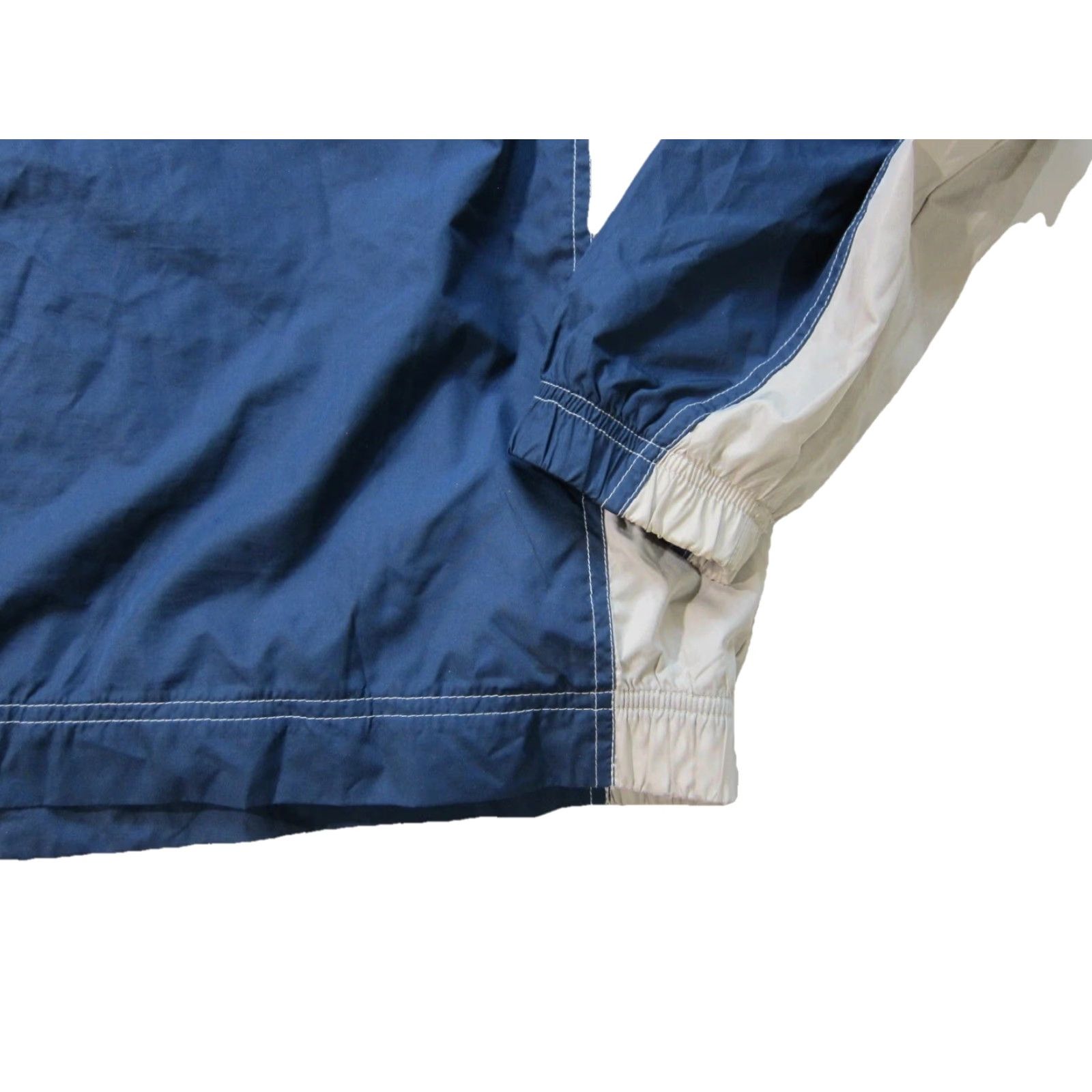 Vintage VINTAGE TravelSmith Blue Beige Lightweight Zip Windbreaker Track Jacket Men L Size US L / EU 52-54 / 3 - 6 Thumbnail