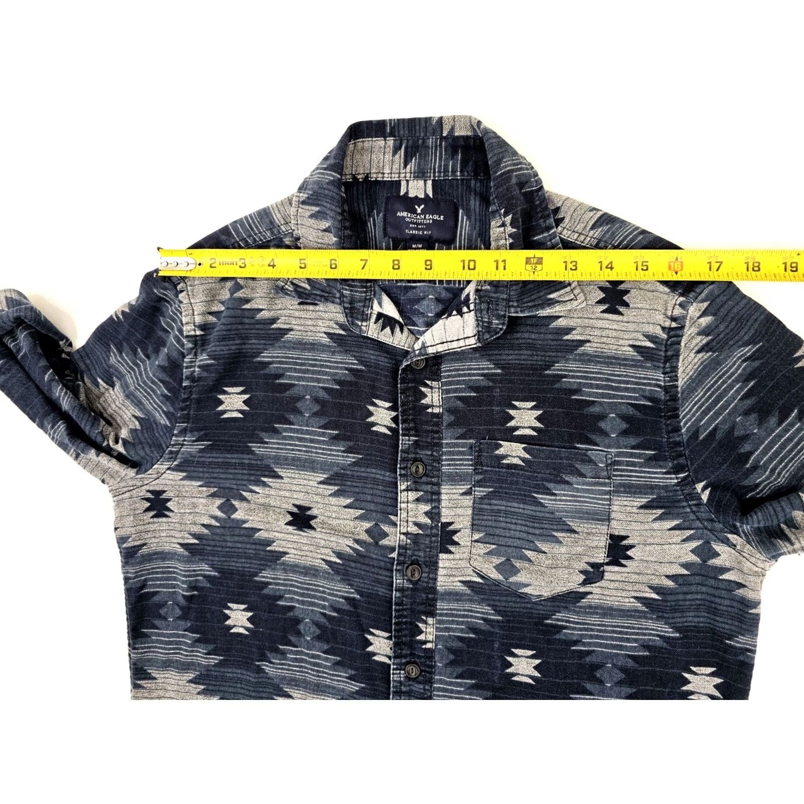 American Eagle Outfitters VINTAGE American Eagle Aztec Southwestern Print Button Shirt Men M Blue EUC Size US M / EU 48-50 / 2 - 5 Thumbnail