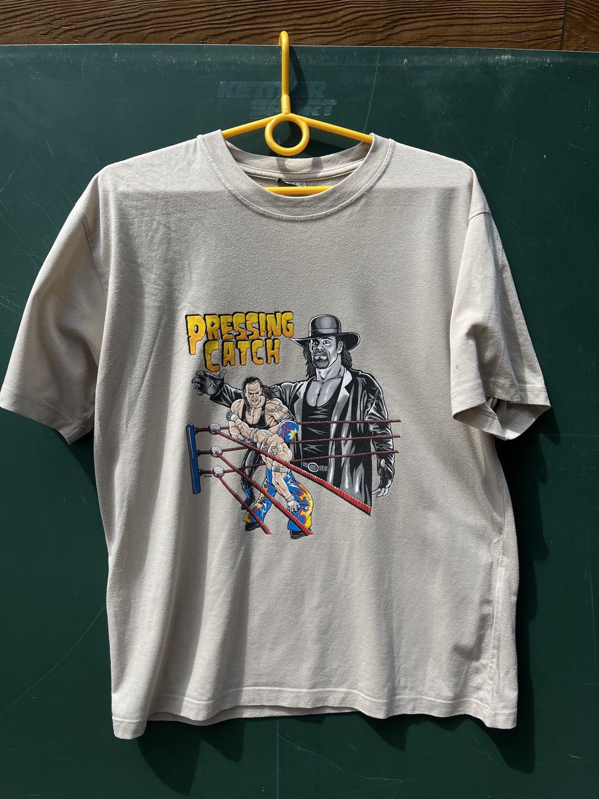 WWE Pressing Undertaker Ray Mysterio WWE WWF Vintage Tshirt Size US M / EU 48-50 / 2 - 1 Thumbnail