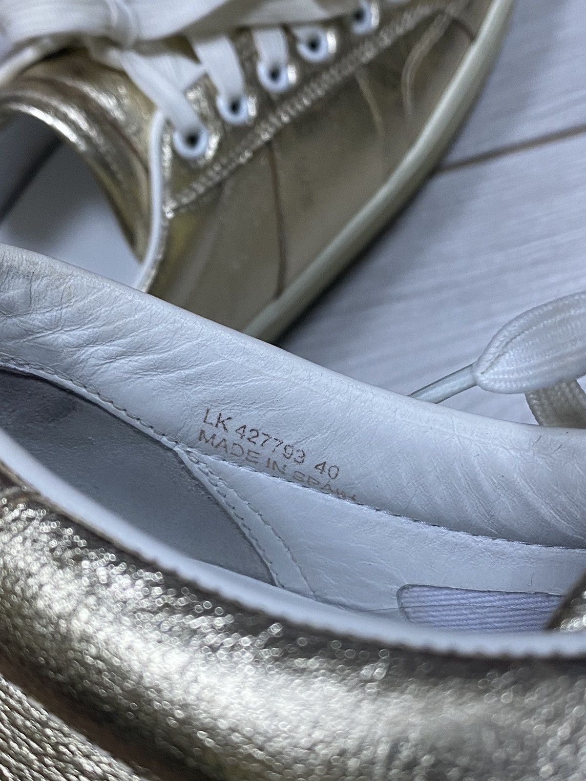 Saint Laurent Paris Saint Laurent Paris metallic platinum court leather sneakers Size US 10 / IT 40 - 10 Thumbnail