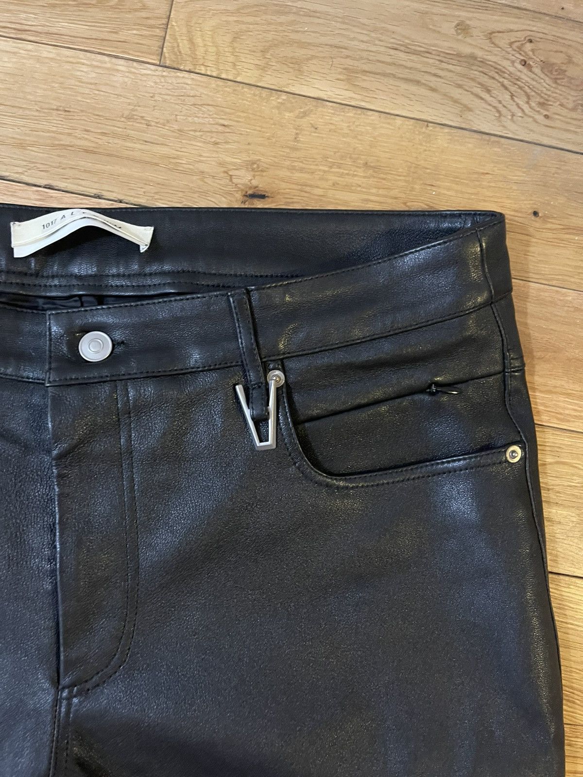 1017 ALYX 9SM 1017 ALYX 9SM Black Leather 6 Pocket Pants Size US 36 / EU 52 - 3 Thumbnail