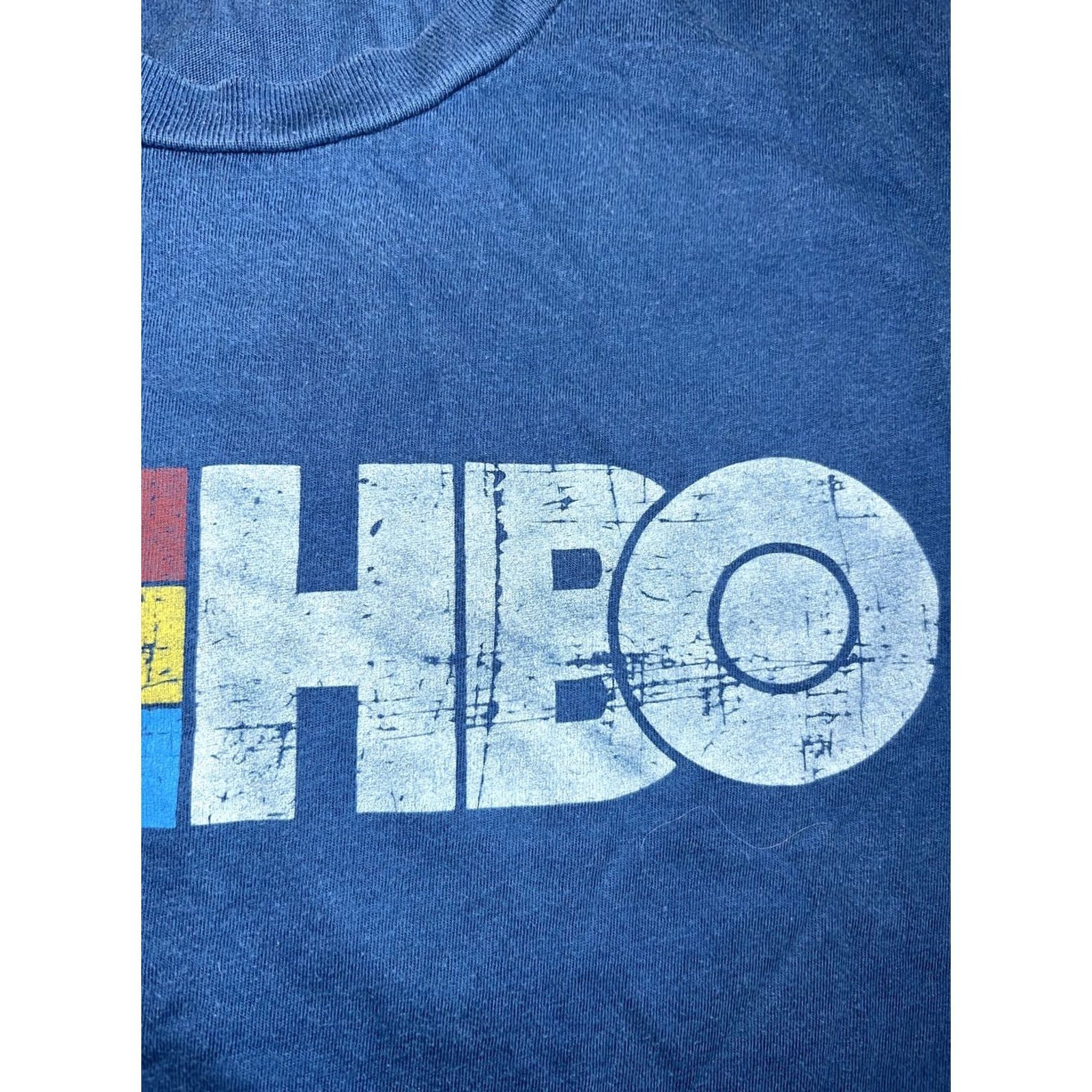Rainbow VINTAGE Warner Bros Discovery HBO 80’s Retro Logo Shirt Rainbow Blue Large Men Short Sleeve Knit Cotton Logo Graphic Print T-Shirt Size US L / EU 52-54 / 3 - 2 Thumbnail