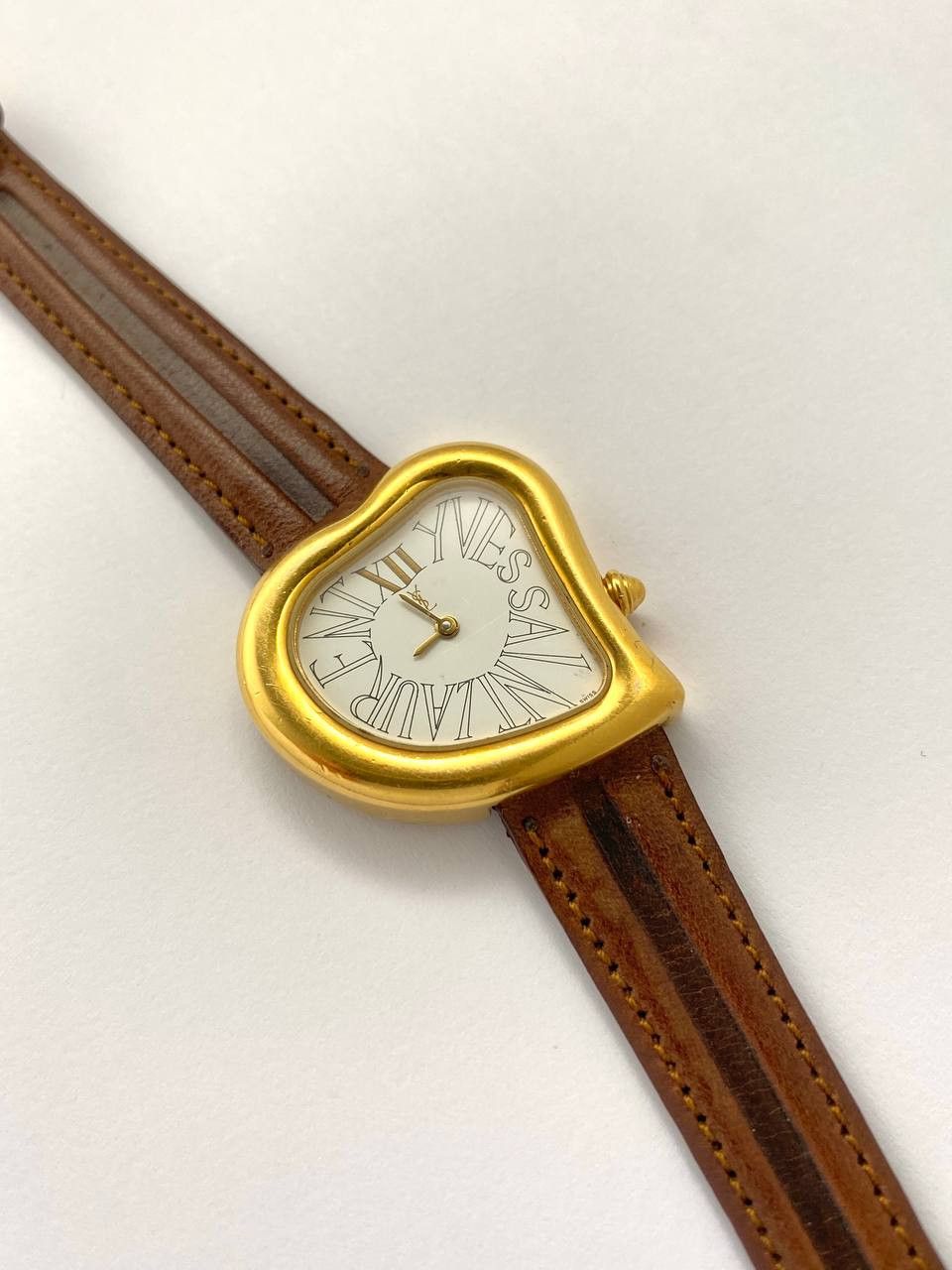 Yves Saint Laurent Saint Laurent YSL Logo Heart Dali Style Gold Wrist Watch Size ONE SIZE - 5 Thumbnail