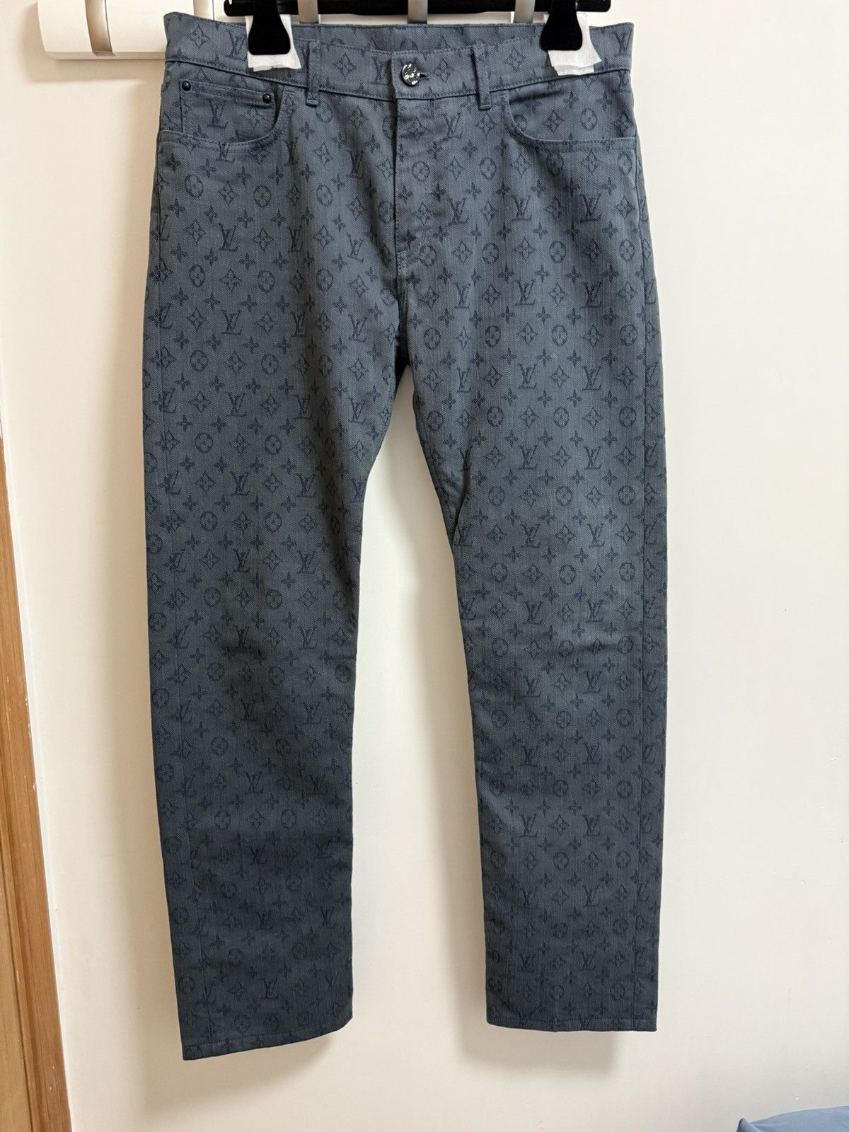 Louis Vuitton Louis Vuitton blue monogram slim denim jeans 33 Size US 33 - 2 Thumbnail