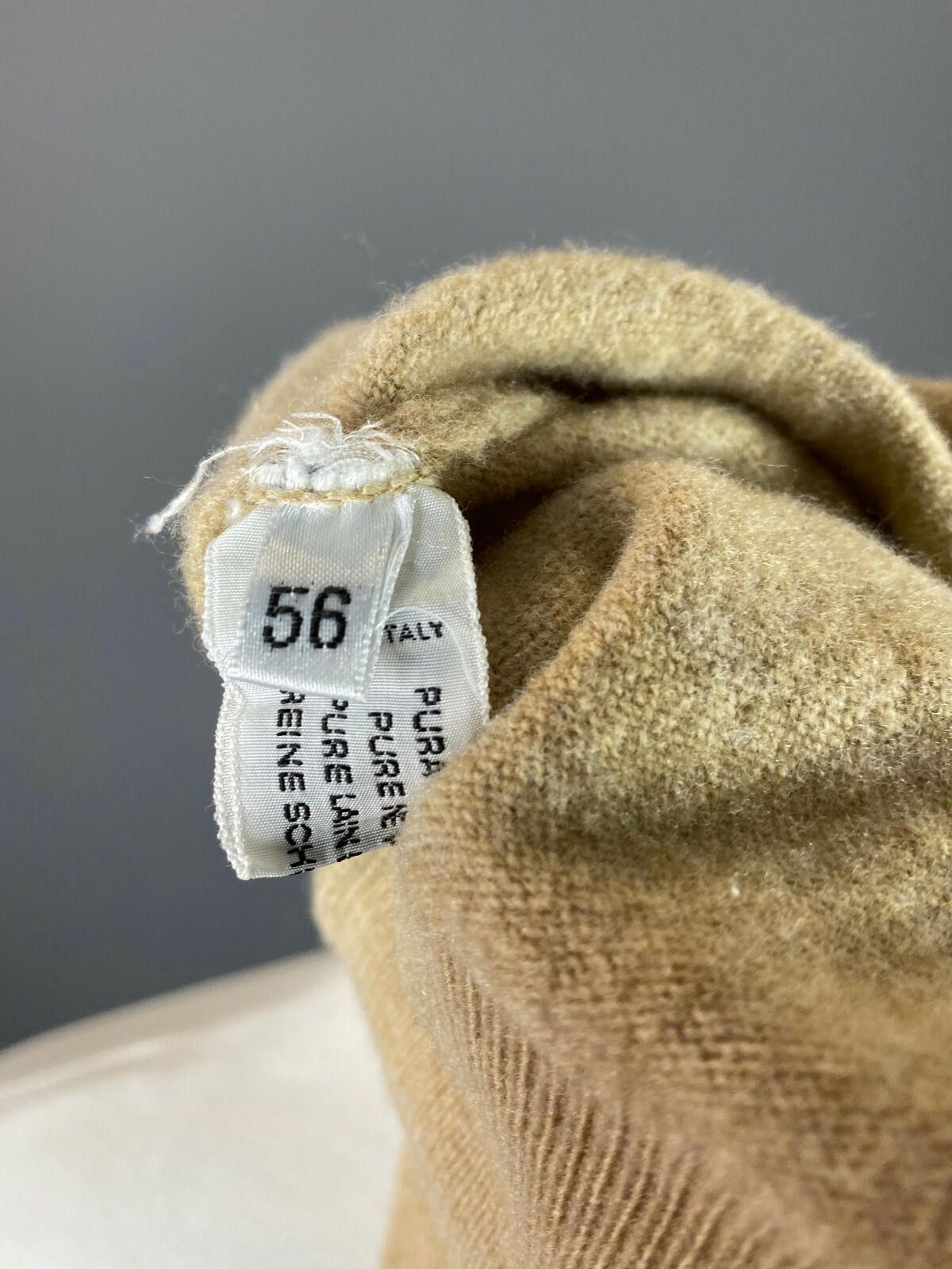 Designer Men Boggi Beige Wool V-Necl Long Sleeve Sweater Size 56 Size US M / EU 48-50 / 2 - 8 Thumbnail