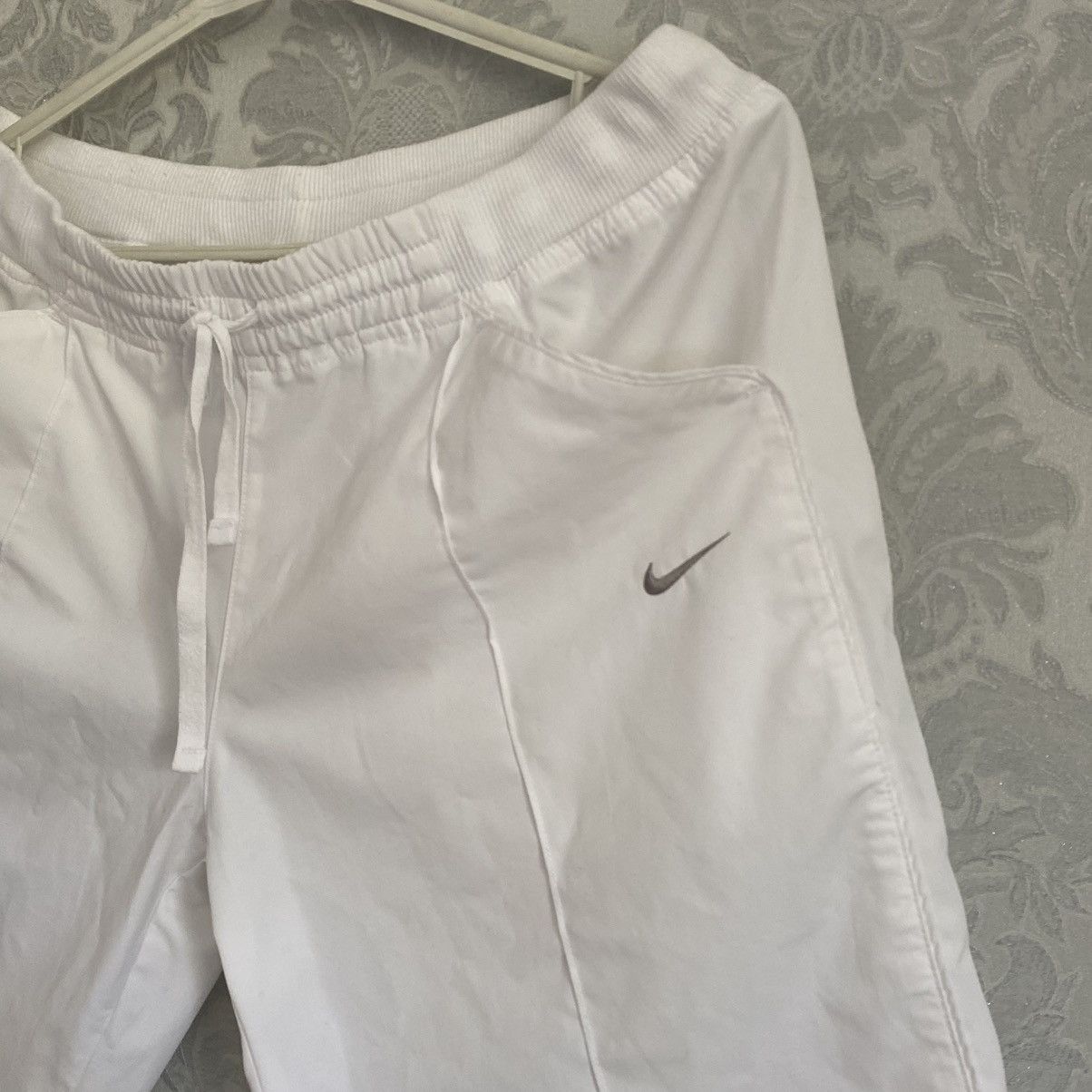 Nike Vintage Nike Shorts Swoosh Y2K 00s Size US 32 / EU 48 - 2 Thumbnail