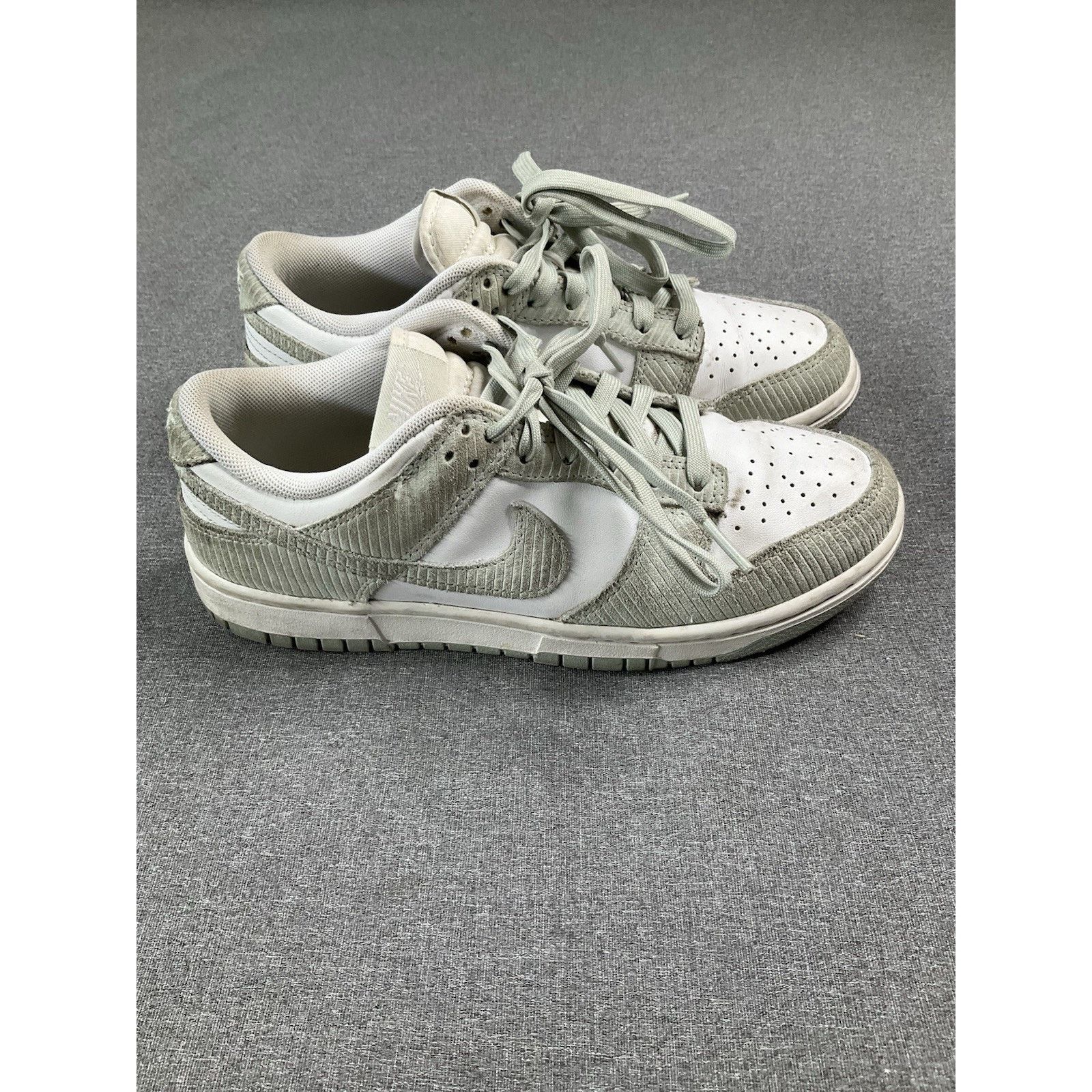 Nike Size 8 - Nike Dunk Low Light Silver Corduroy Size US 8 / IT 38 - 2 Thumbnail
