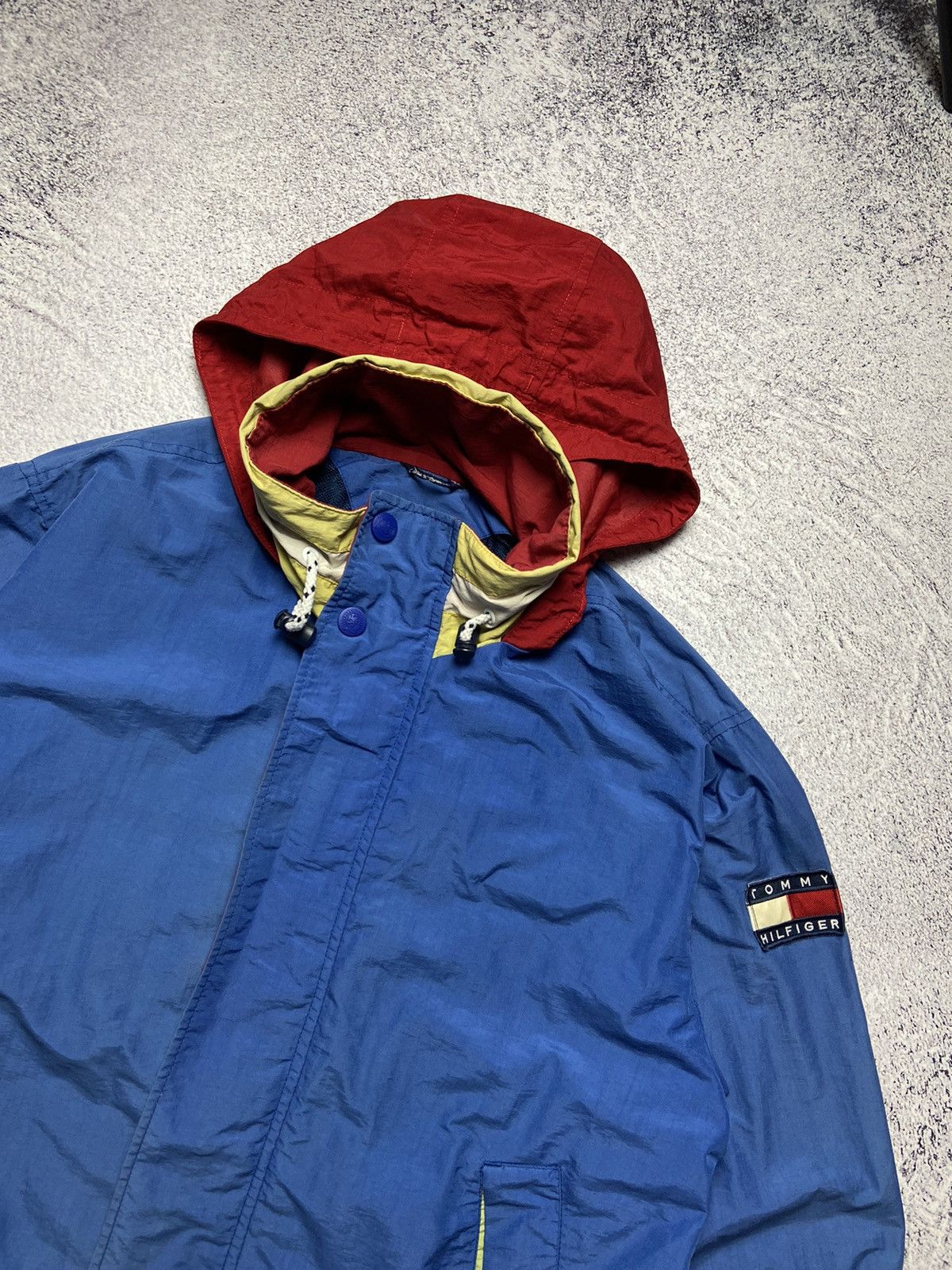 Tommy Hilfiger Vintage Tommy Hilfiger Jacket Street Style Rain Coat Design Size US S / EU 44-46 / 1 - 3 Thumbnail