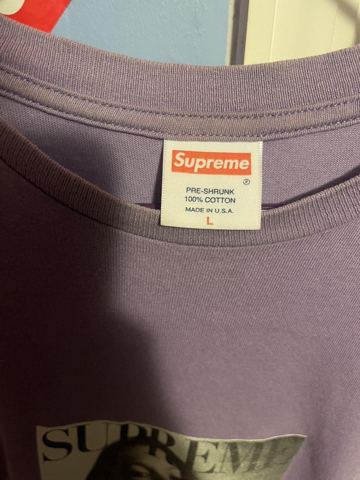 Supreme Supreme Kate Moss Kiss Tee 2006 Size US L / EU 52-54 / 3 - 3 Thumbnail