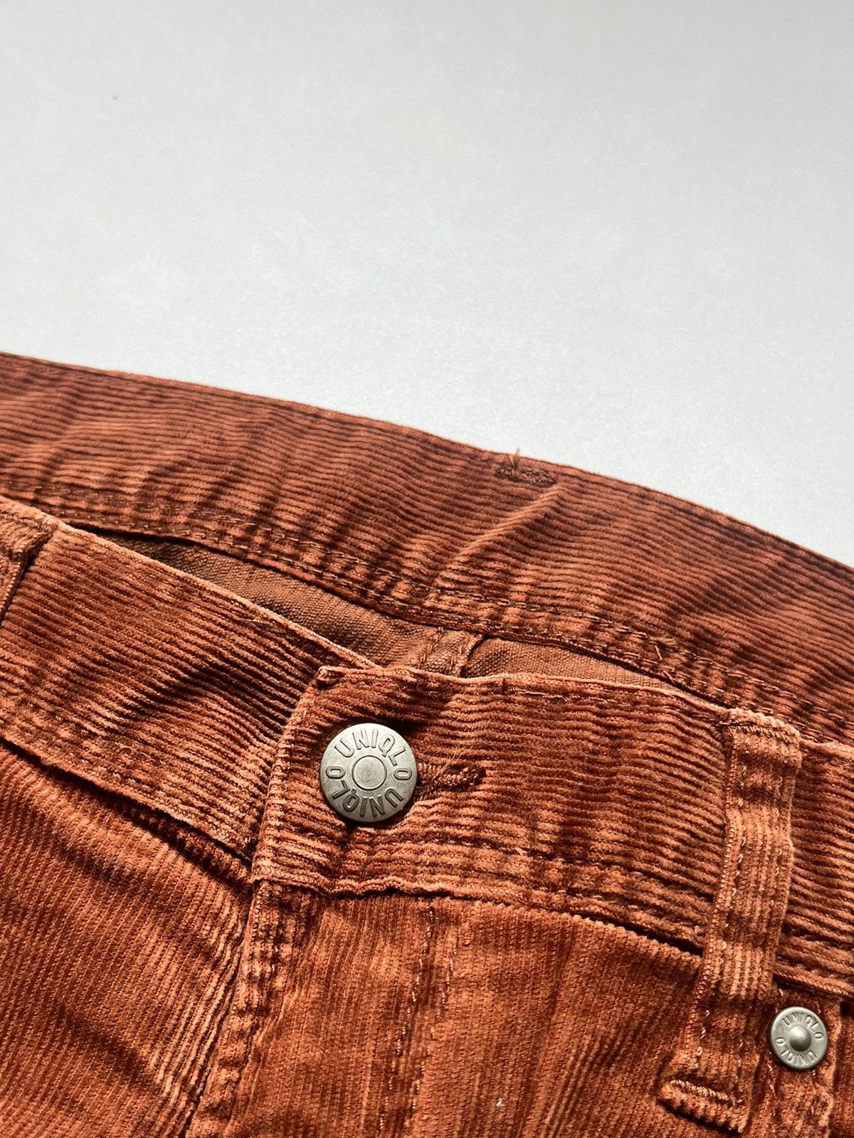 Uniqlo Uniqlo Slim Fit Orange Corduroy Pants Vintage Size US 34 / EU 50 - 8 Thumbnail