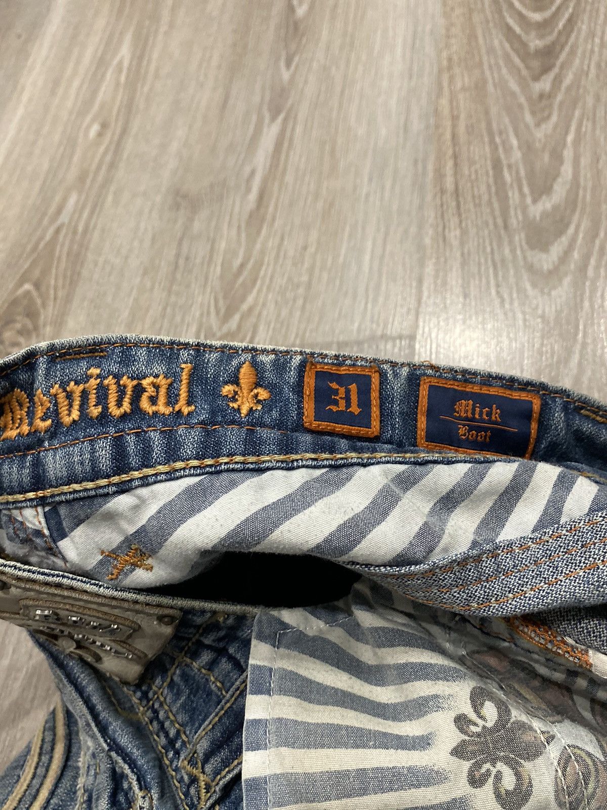 Rock Revival Vintage Rock Revival Distressed Fleur-de-Lis Denim Jeans Y2K Size US 31 - 9 Thumbnail