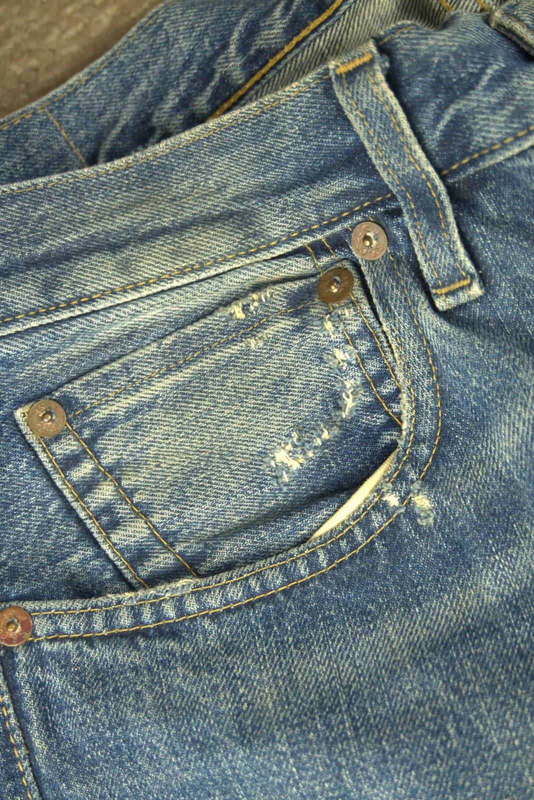 Levi's Vtg Levis 501xx Big E Selvedge Turkey Made Mens Grunge Style Size US 31 - 13 Thumbnail