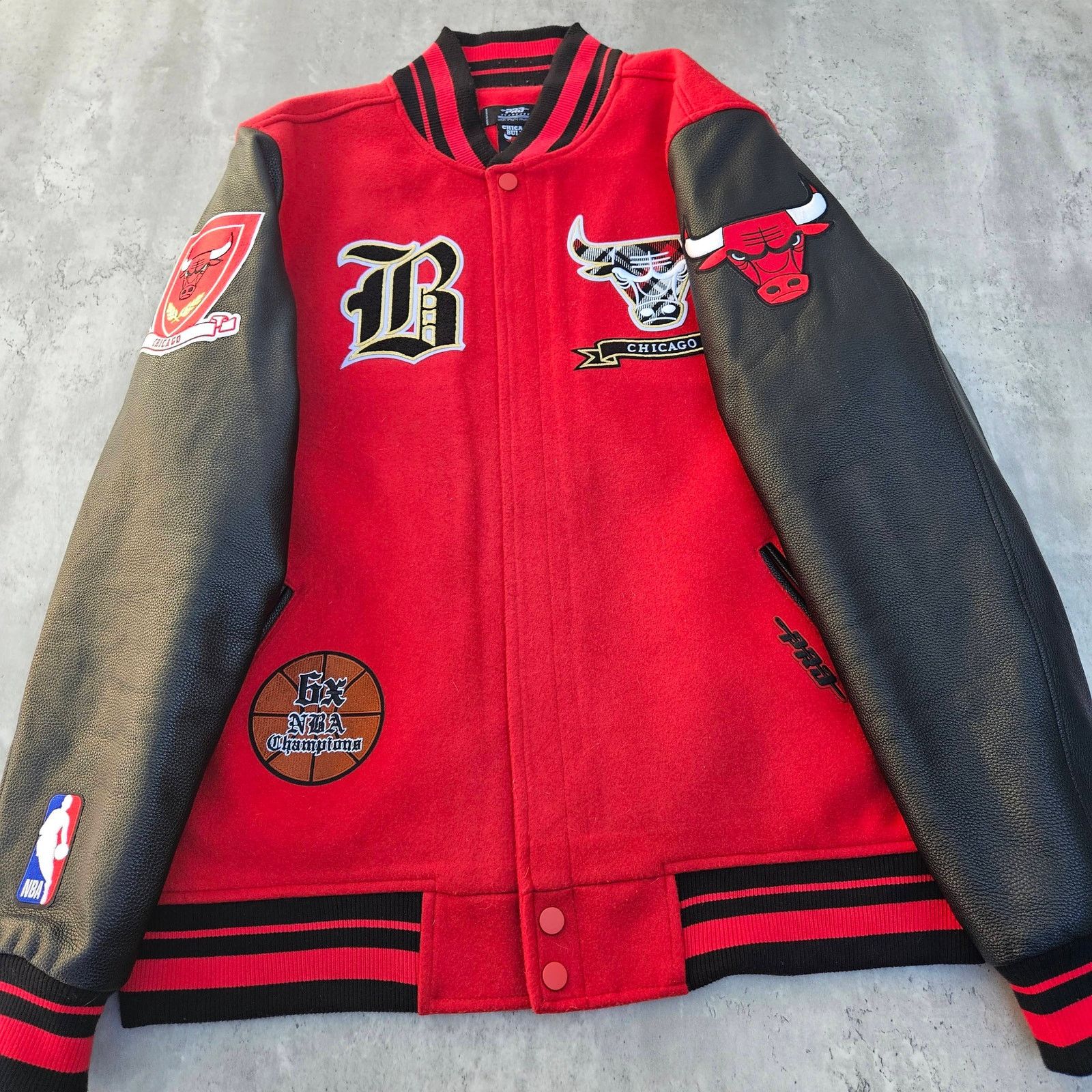 Pro Standard Chicago Bulls Pro Varsity Jacket Red Black XXL