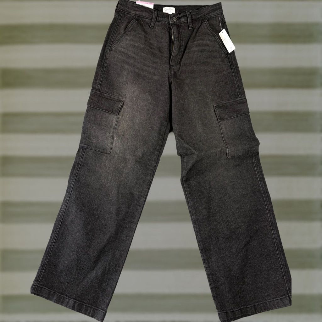 Jessica Simpson Jessica Simpson Cargo Jeans Womens 6 Washed Black Denim High Rise Wide Leg NWT Denim Jeans Womens 6 Black Wide-Leg City Outdoor 90s? Size 28" / US 6 / IT 42 - 1 Thumbnail
