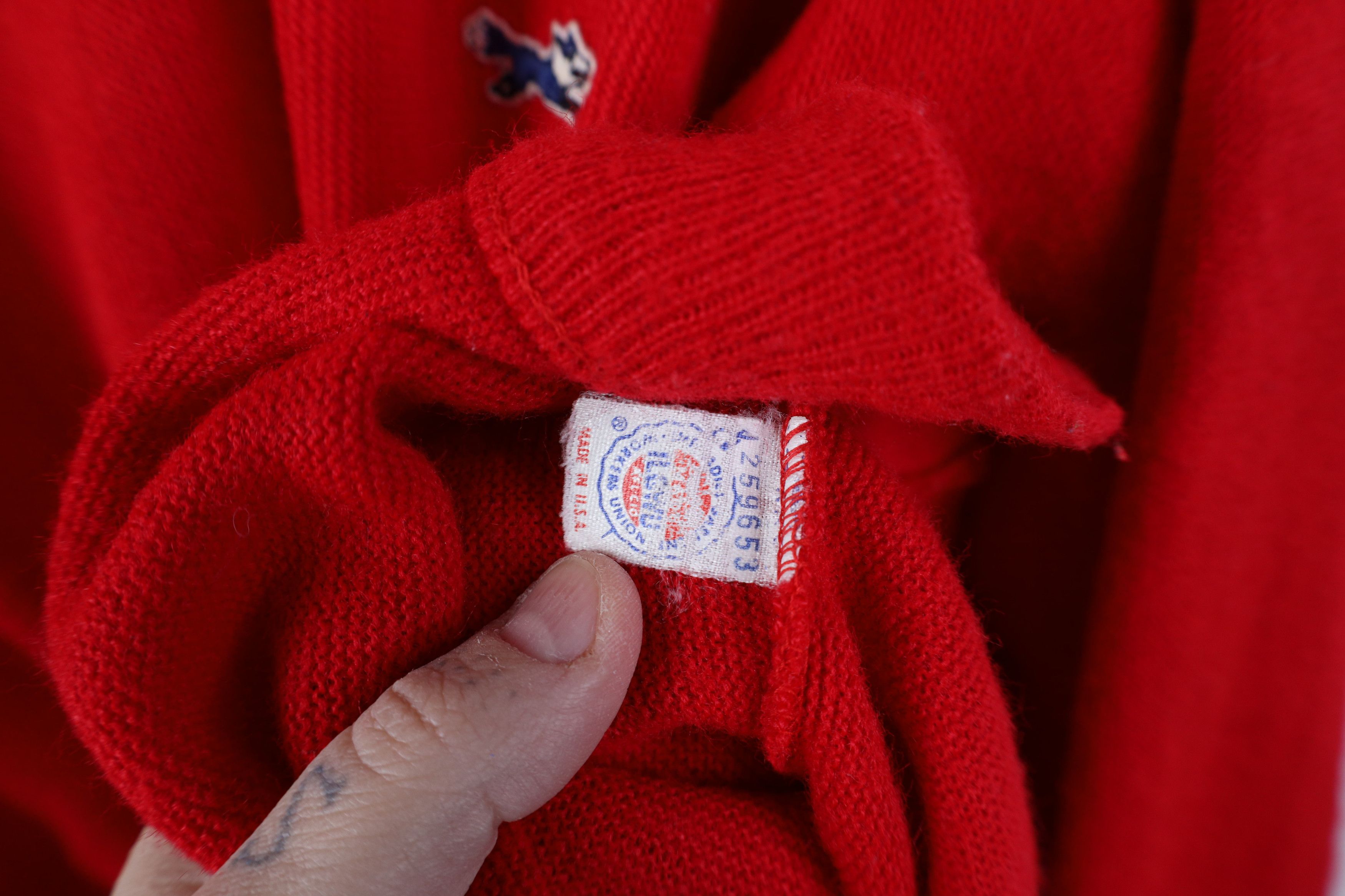 Vintage Vintage 70s Streetwear Knit V-Neck Sweater Red Acrylic USA Size US L / EU 52-54 / 3 - 8 Thumbnail