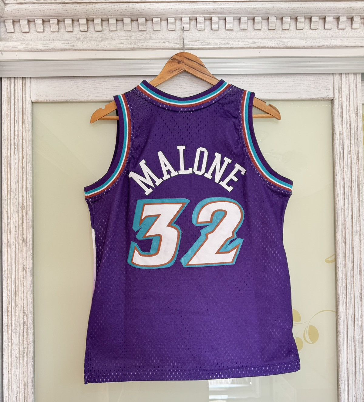 Mitchell & Ness × NBA Karl Malone #32 Utah Jazz Mitchell & Ness NBA Jersey Shirt Size US S / EU 44-46 / 1 - 2 Thumbnail