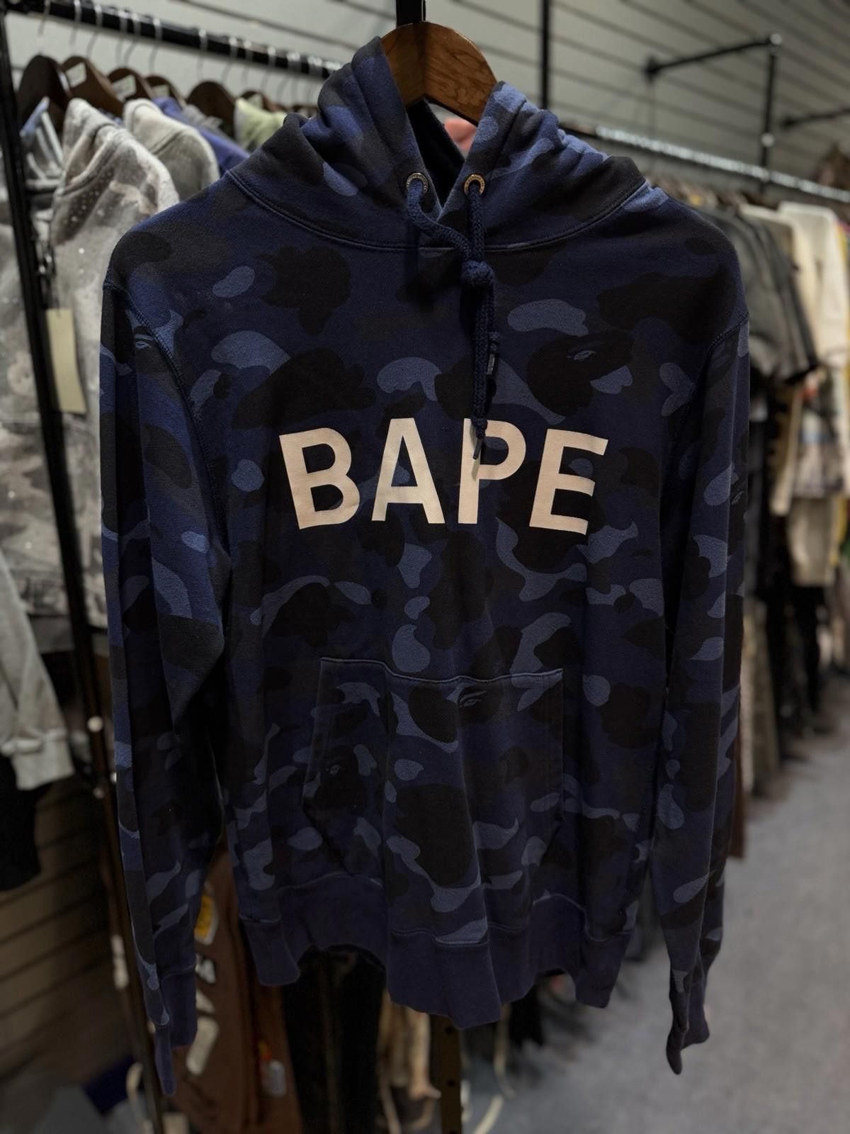 Other A Bathing Ape BAPE Blue Camo Pullover Hoodie Size Large Size US L / EU 52-54 / 3 - 1 Thumbnail
