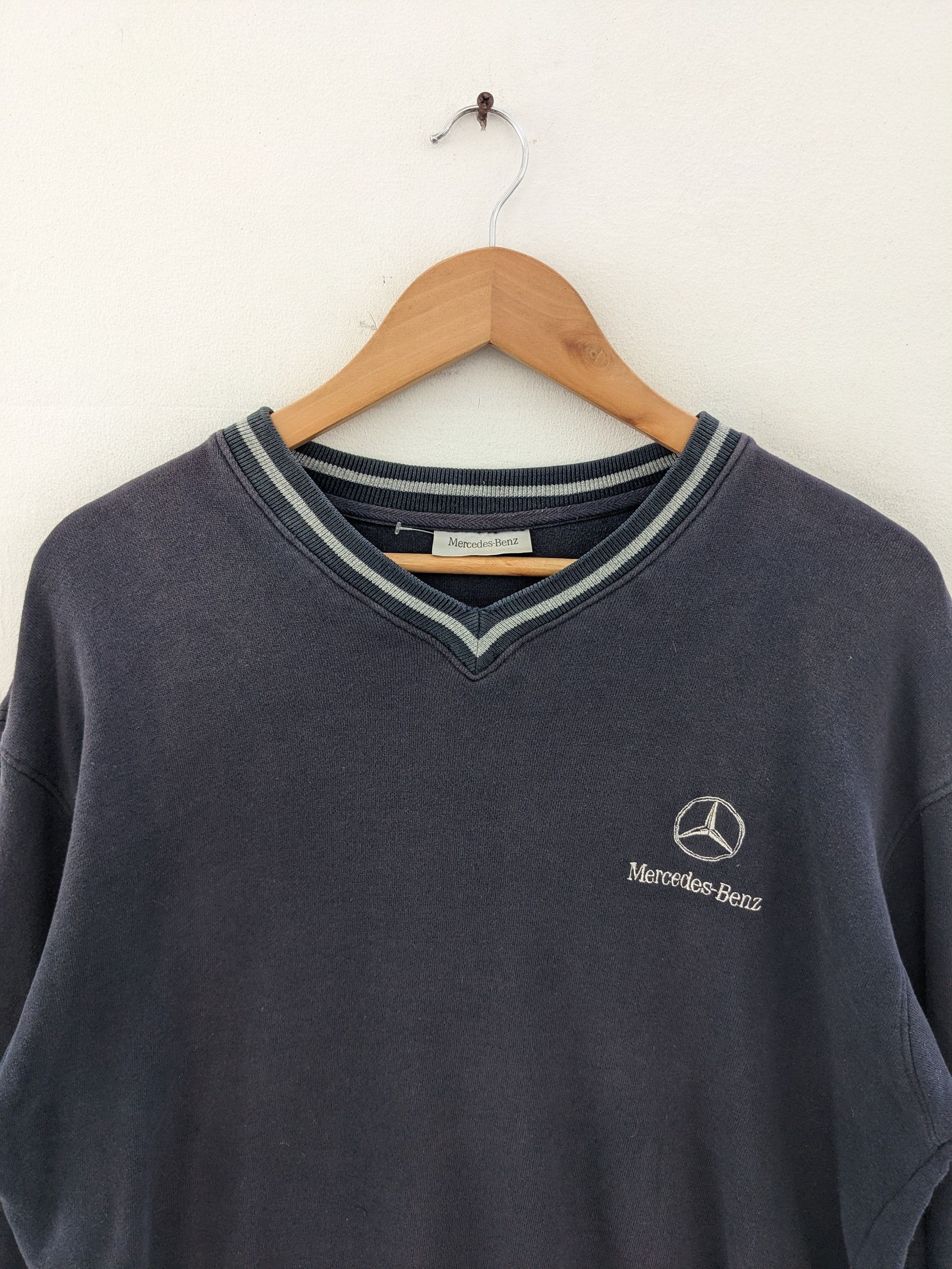 Mercedes-Benz × Vintage Vintage Mercedes Benz Sweatshirt V Neck Faded Size US M / EU 48-50 / 2 - 12 Thumbnail