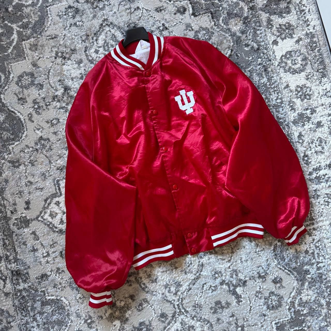 Vintage Vintage 80’s IU Indiana Hoosiers Retro Satin Bomber Jacket Size US XL / EU 56 / 4 - 3 Thumbnail