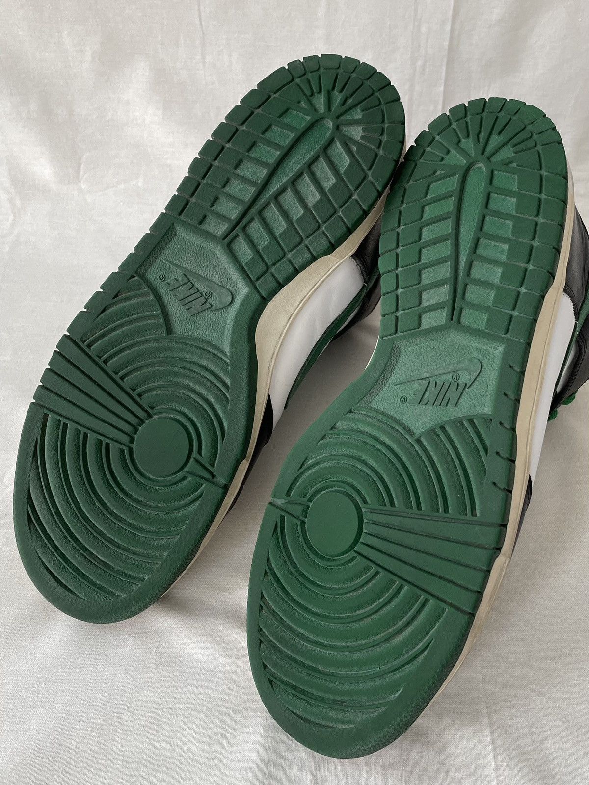 Nike '06 Nike Dunk Hi Pine Green Sneakers 309432-131 Size US 11 / EU 44 - 17 Thumbnail