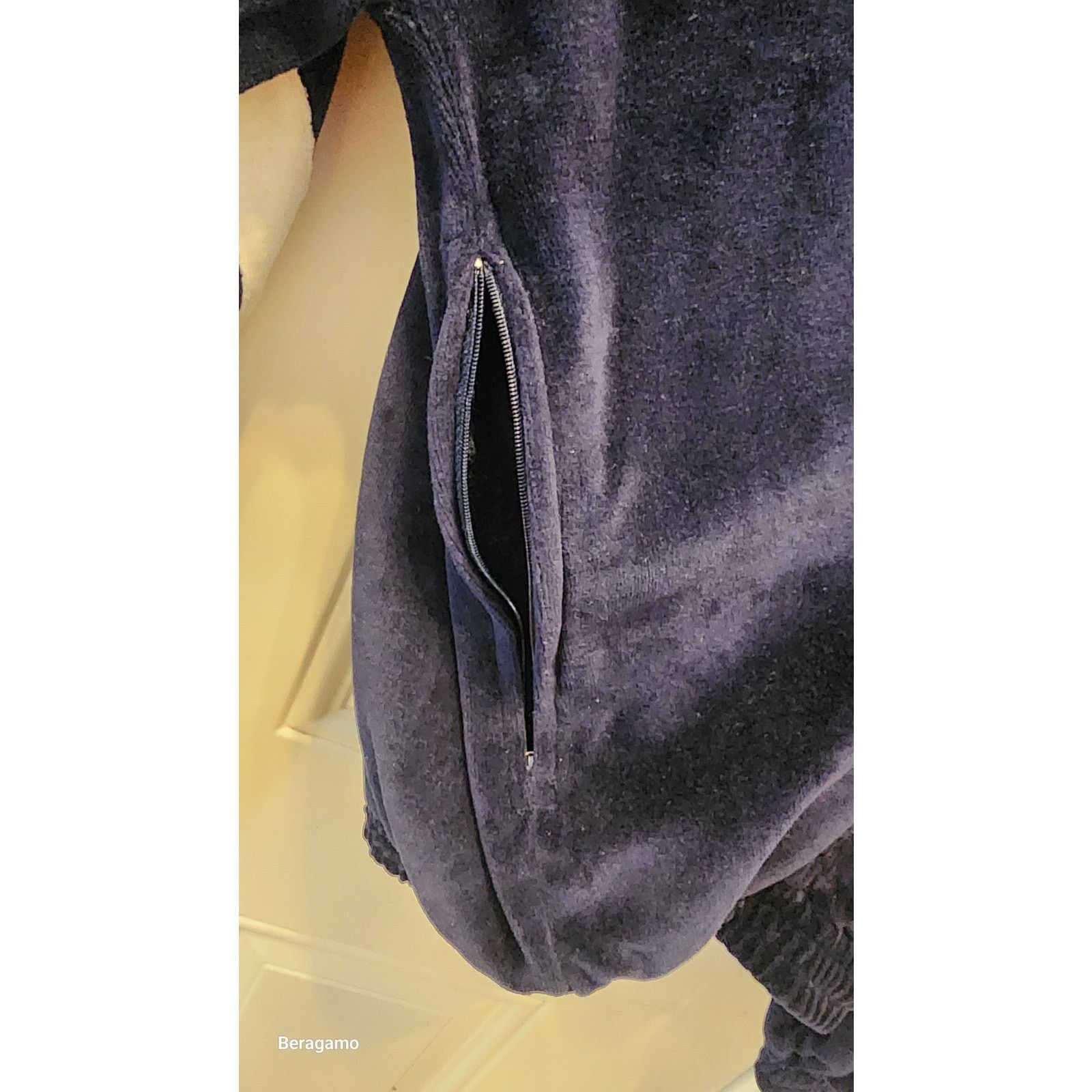 Other Bert Pulitzer Collectors Edition velvet Track Jacket Size L Size US L / EU 52-54 / 3 - 12 Thumbnail