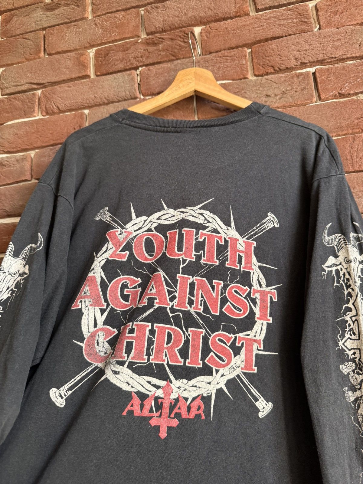 Band Tees Rare 90s Altar Youth Against Vintage Band Black Metal Tee XL Size US XL / EU 56 / 4 - 9 Thumbnail
