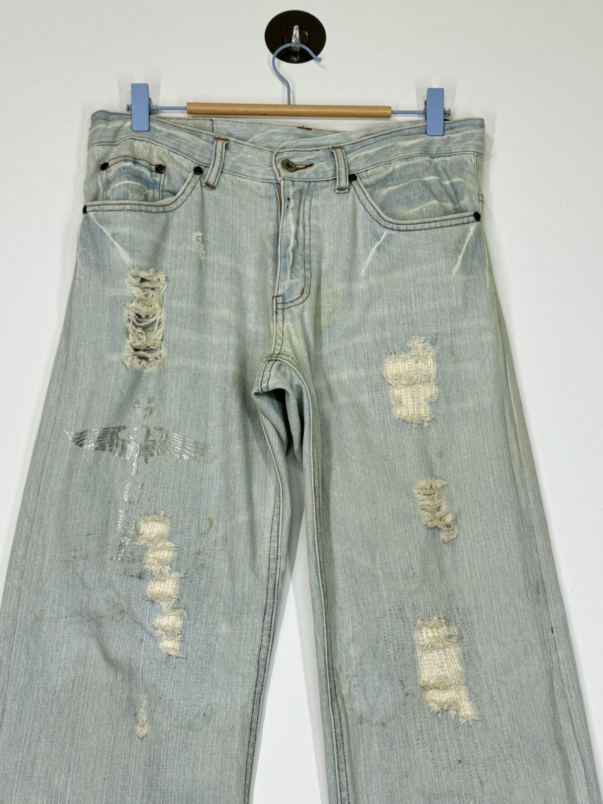 14th Addiction × If Six Was Nine × Le Grande Bleu (L.G.B.) GOTCHA WING CLAW MARKS THUNDERS DISTRESSED DENIM JEANS Size US 31 - 3 Thumbnail