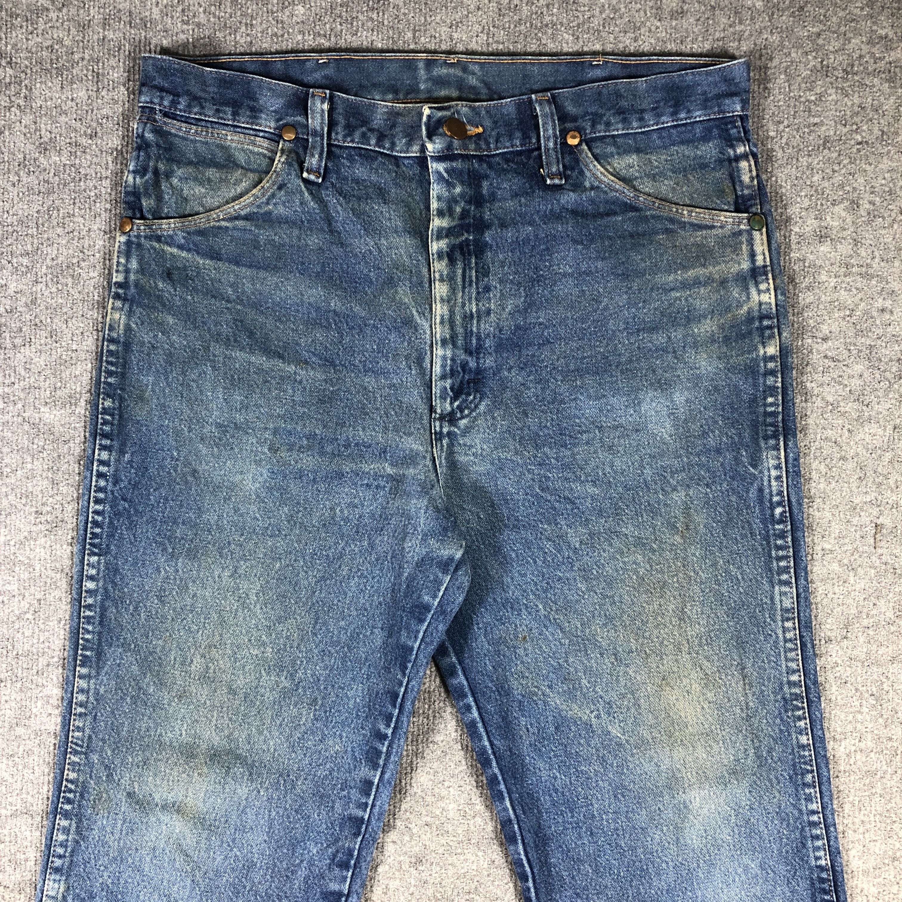 Vintage × Wrangler Vintage Wrangler Light Blue Wash Jeans L718 Size US 33 - 2 Thumbnail