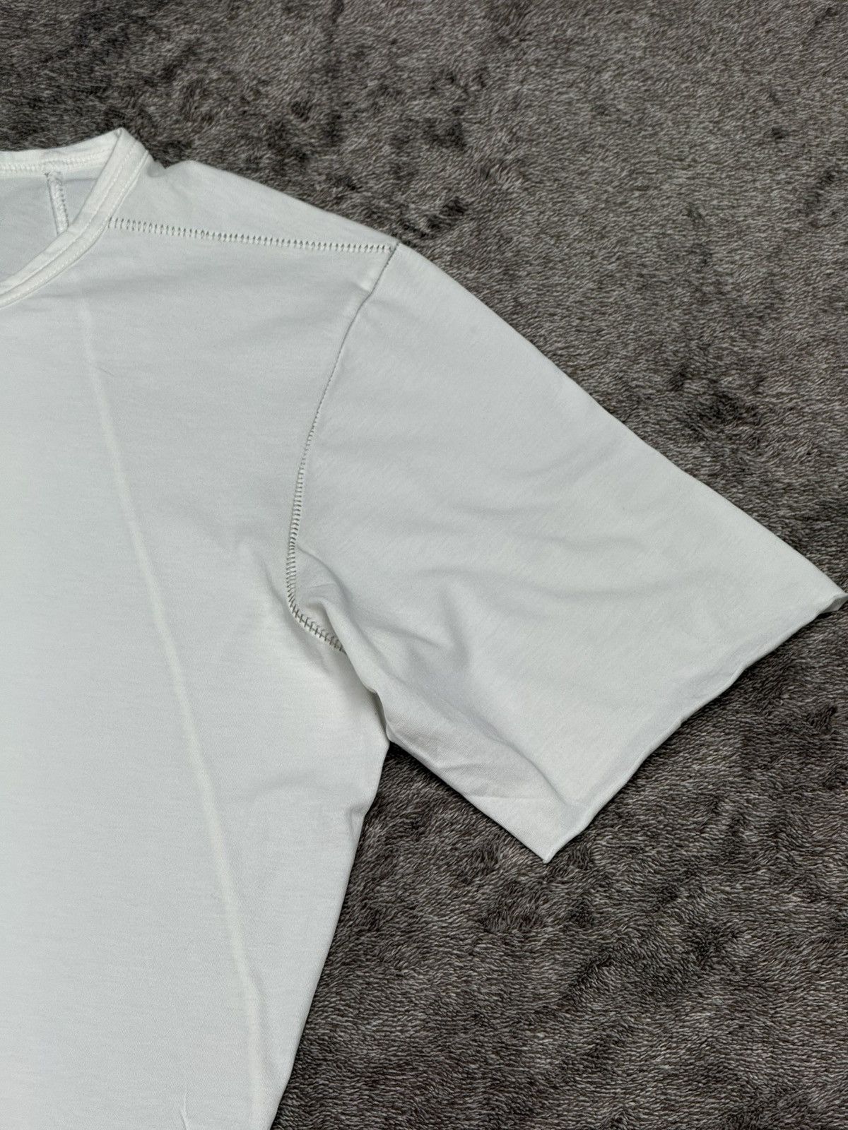 Isaac Sellam Experience 69 by Isaac Sellam Men’s White Loyal Tee Shirt Size L Size US L / EU 52-54 / 3 - 9 Thumbnail