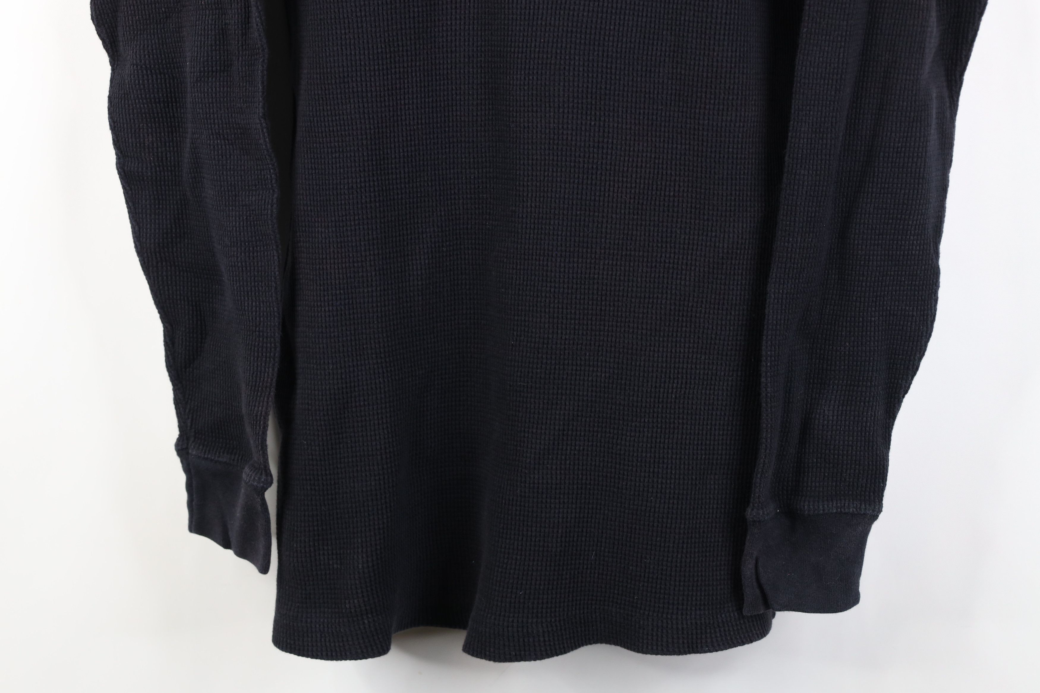 Vintage Vintage 90s Y2K Streetwear Thermal Waffle Knit T-Shirt Black Size US M / EU 48-50 / 2 - 3 Thumbnail