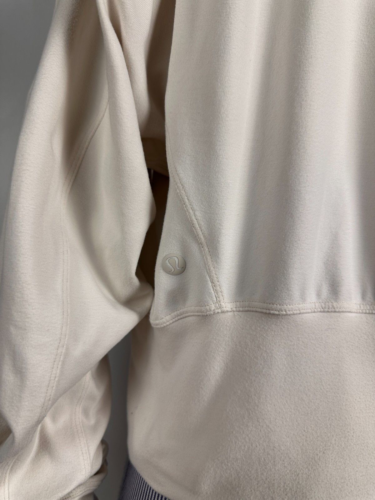 Lululemon Lululemon Half Zip Pullover Womens White Size L Size L / US 10 / IT 46 - 8 Thumbnail