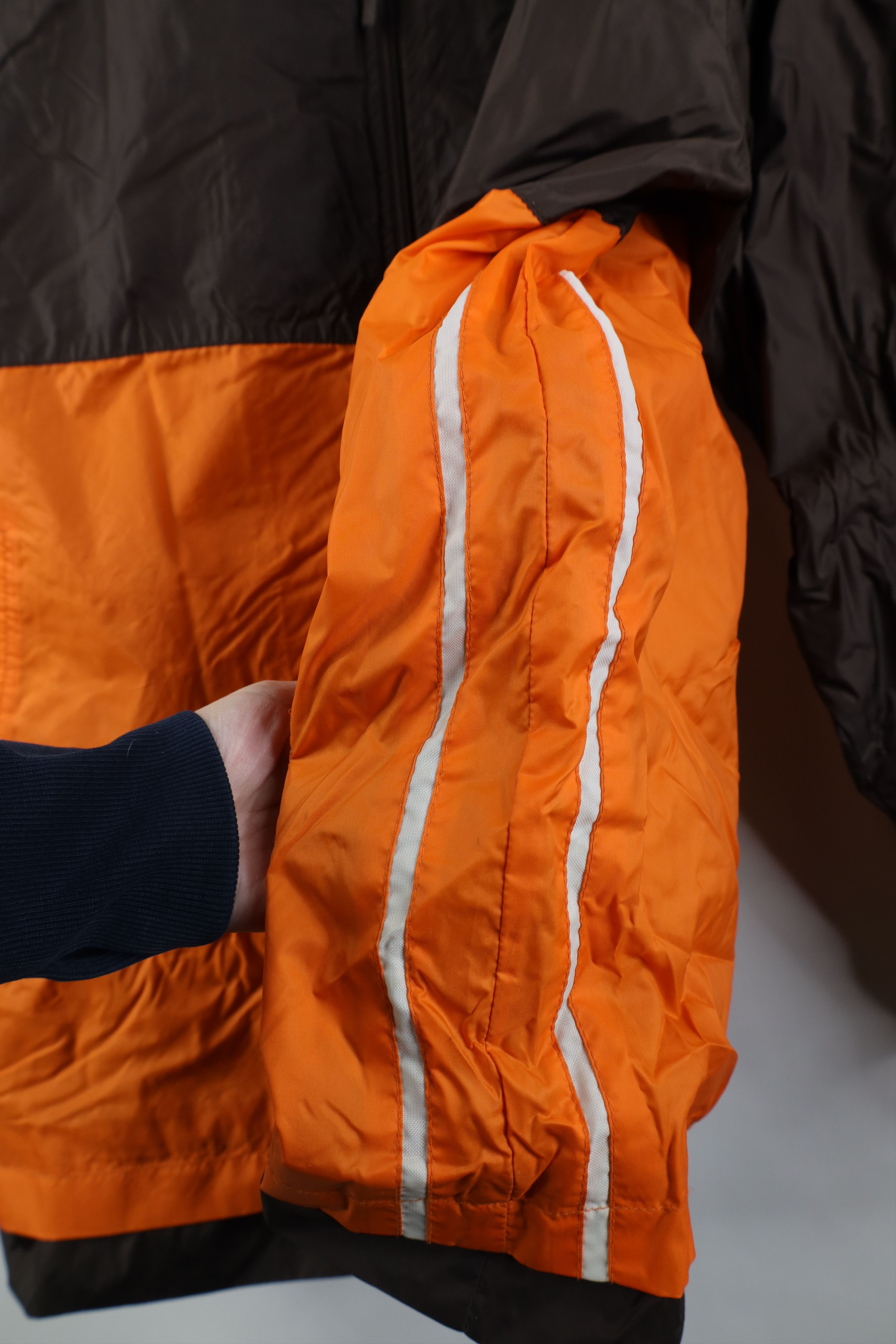 Vintage Vintage NFL Cleveland Browns Football Windbreaker Jacket Size US XL / EU 56 / 4 - 7 Thumbnail