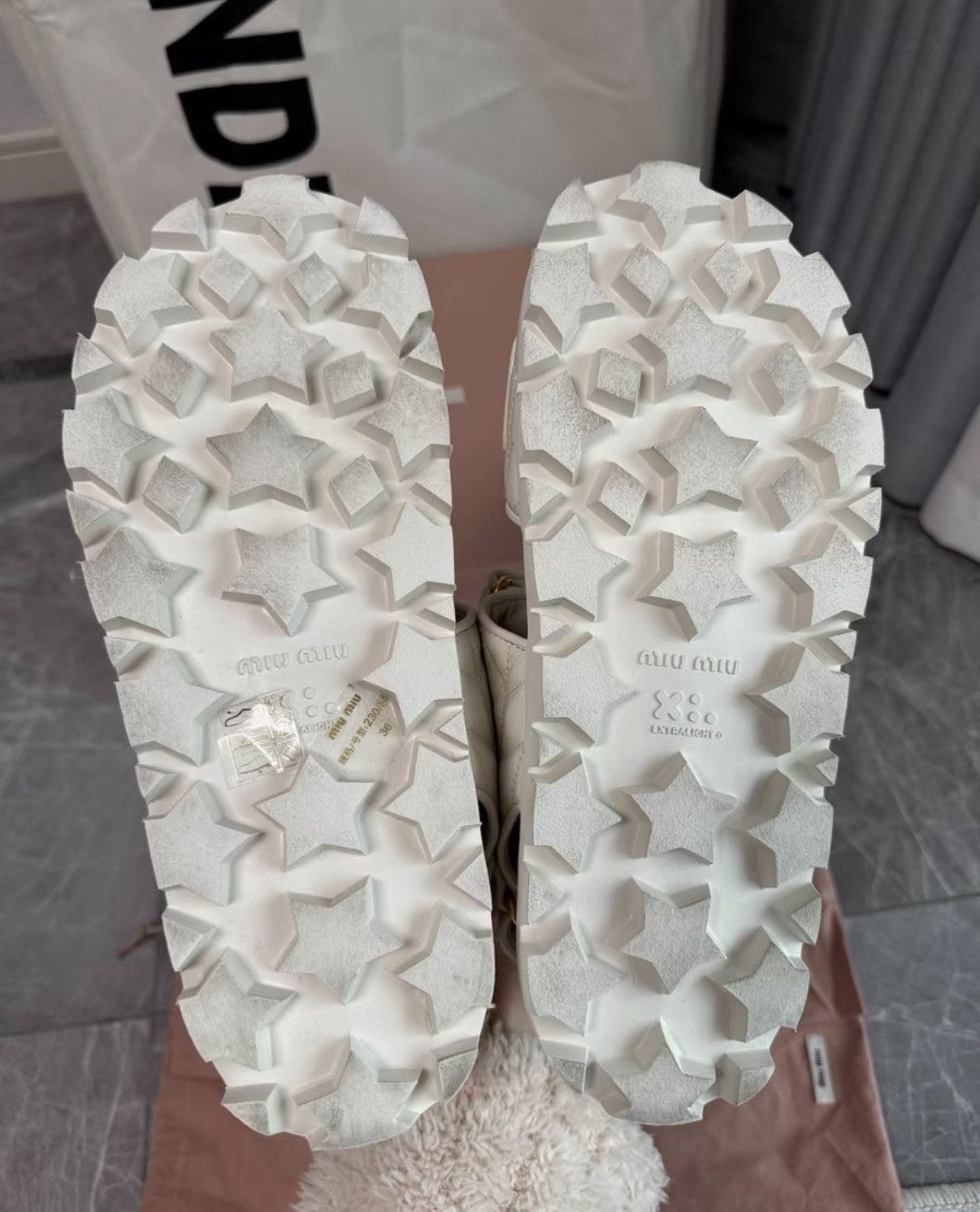 Miu Miu Miu Miu White Velcro Sandals Beach Slides K6 Size US 6 / IT 36 - 7 Thumbnail