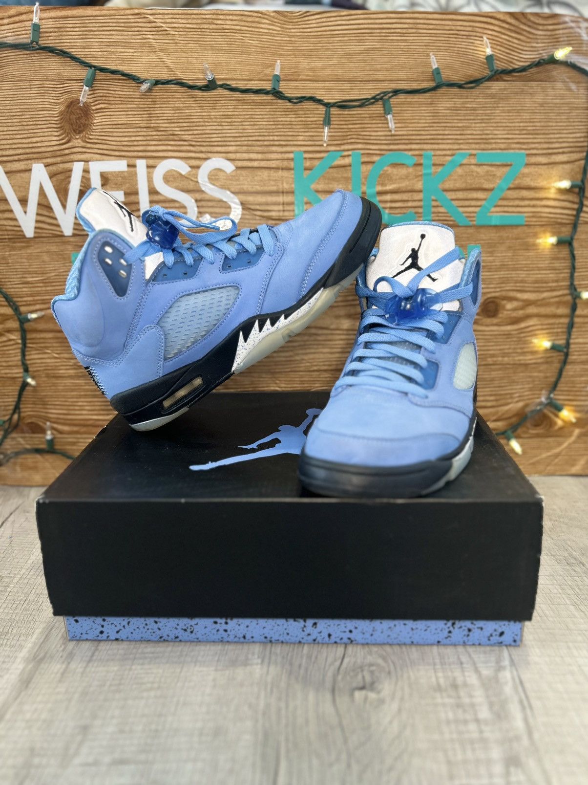 Jordan Brand Jordan 5 UNC Size US 8.5 / EU 41-42 - 1 Thumbnail