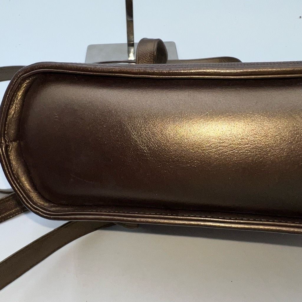 Stuart Weitzman Stuart Weitzman Made in Spain Vintage Pebbled Copper Leather with Lambskin Structured Bag Size ONE SIZE - 7 Thumbnail