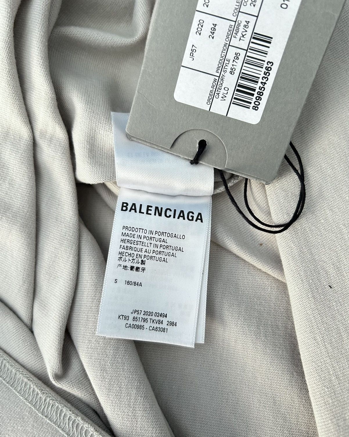 Balenciaga Balenciaga Paris Fashion Week Pixels T-shirt Size US S / EU 44-46 / 1 - 7 Thumbnail
