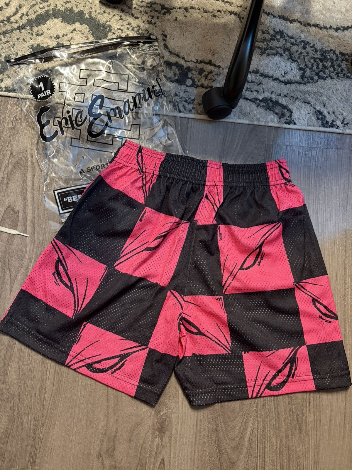 Eric Emanuel Eric Emanuel x Matty Boy EE Shirt Pink Silver Size US 32 / EU 48 - 2 Thumbnail