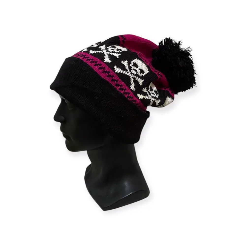 Seditionaries Japanese Brand Skulls Bobble Beanie Hat Size ONE SIZE - 1 Thumbnail