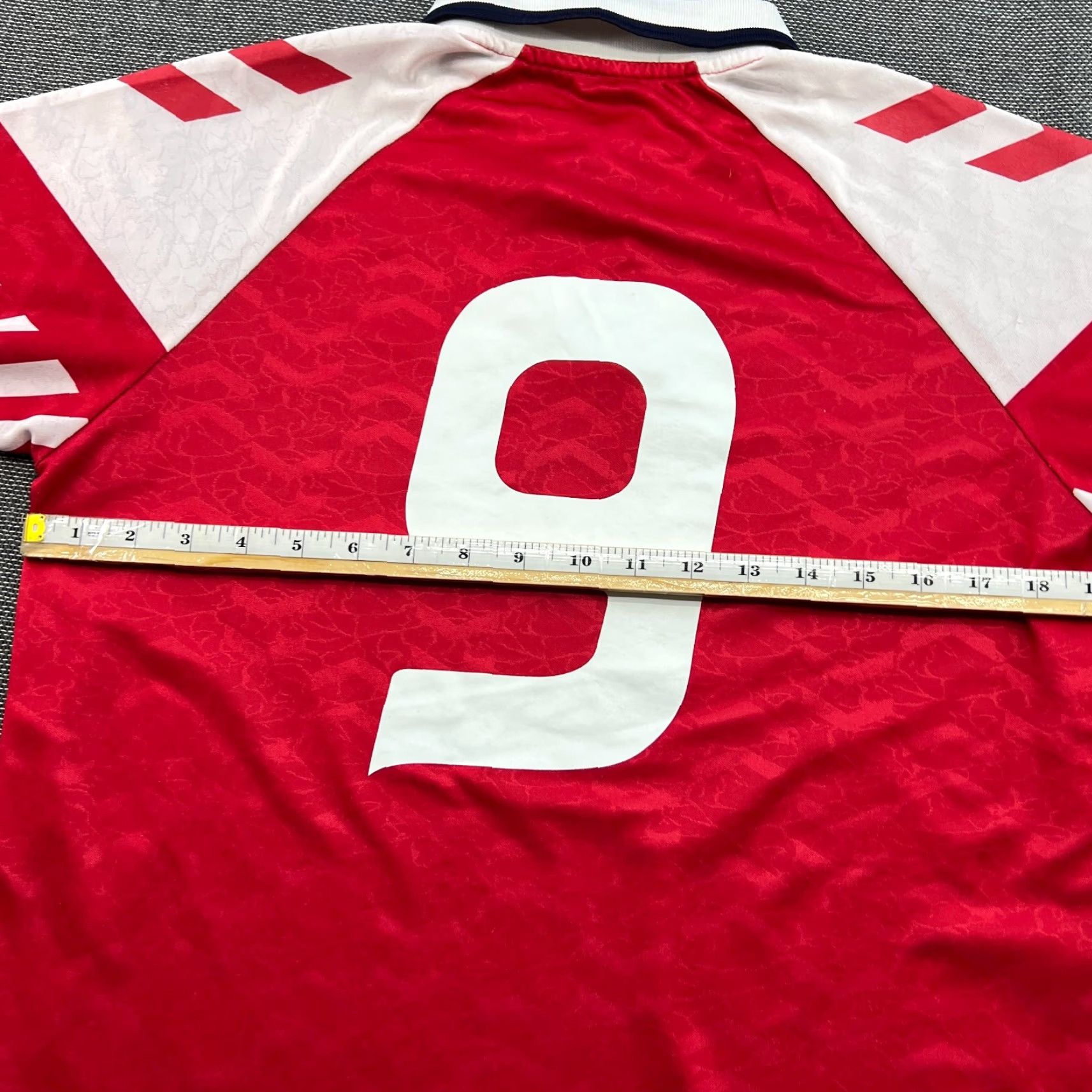 Hummel Hummel Denmark Football Jersey Medium M Red Povlsen 1992 1994 Home #9 Vintage Re-Issue Shirt Men Size US M / EU 48-50 / 2 - 7 Thumbnail