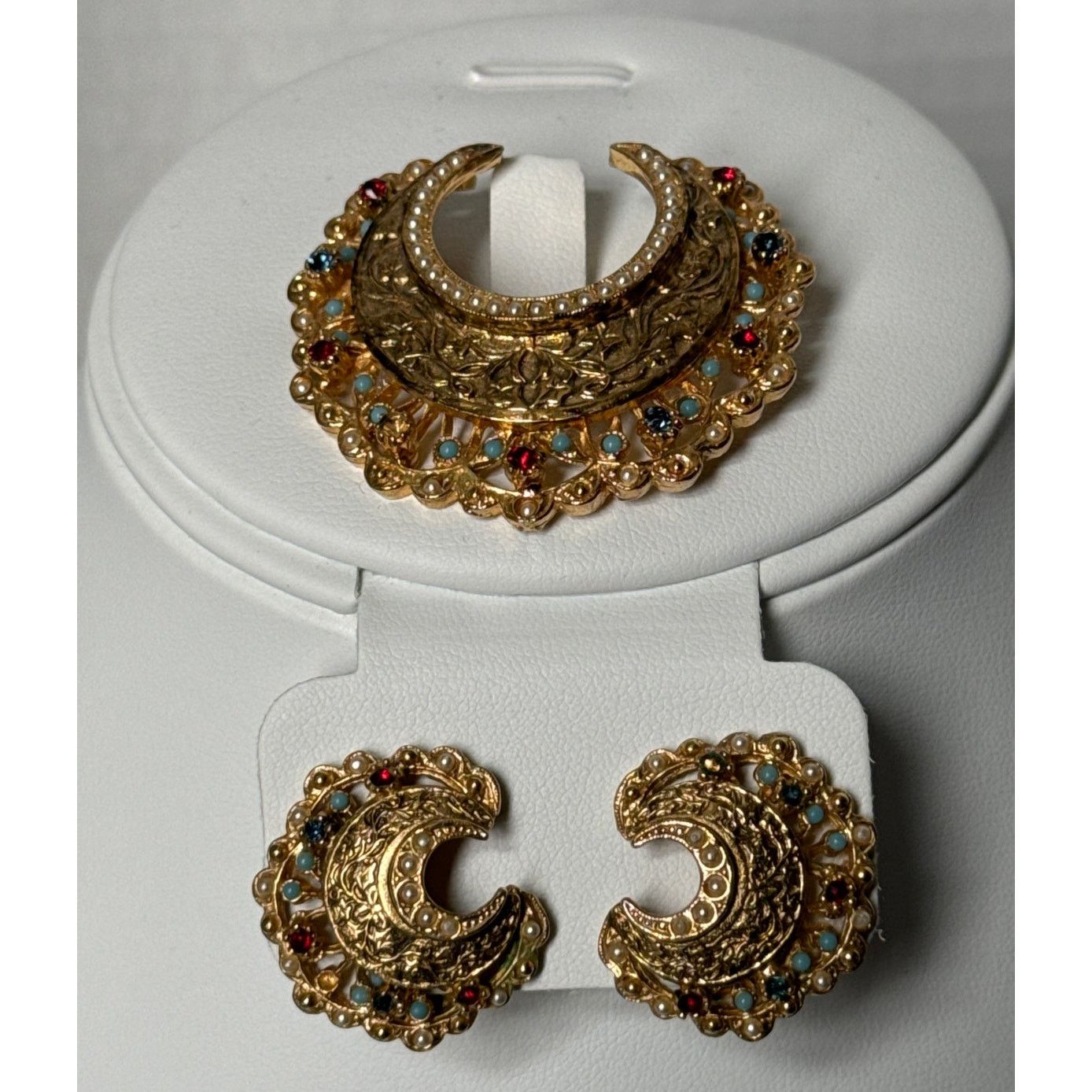 Vintage Vtg mid century Crown Brooch & earrings Art Jewelry Company Size ONE SIZE - 1 Thumbnail