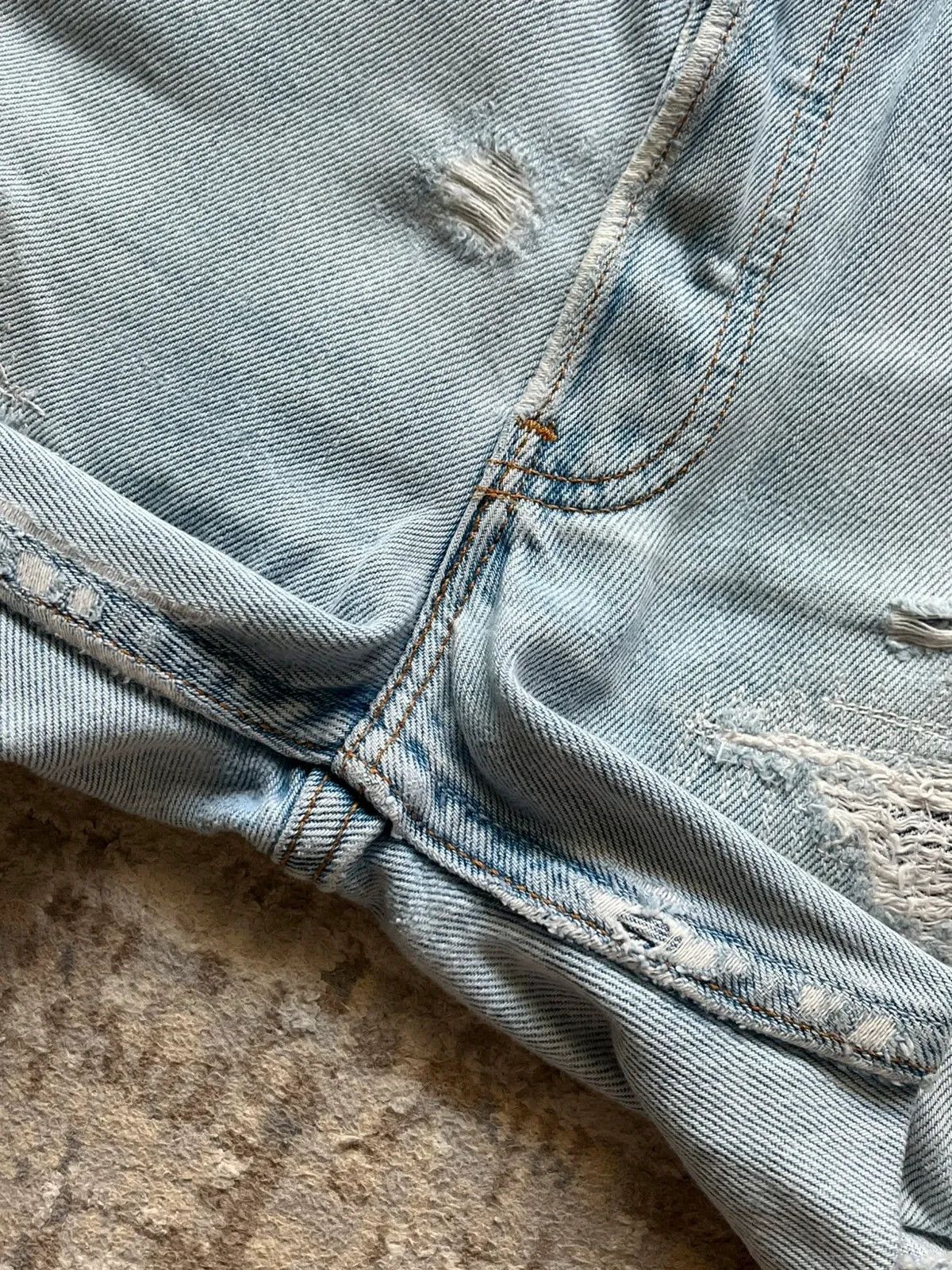 Levi's Levi’s Women Shorts Sz W 28 Made in USA Denim Distressed Size 28" / US 6 / IT 42 - 8 Thumbnail
