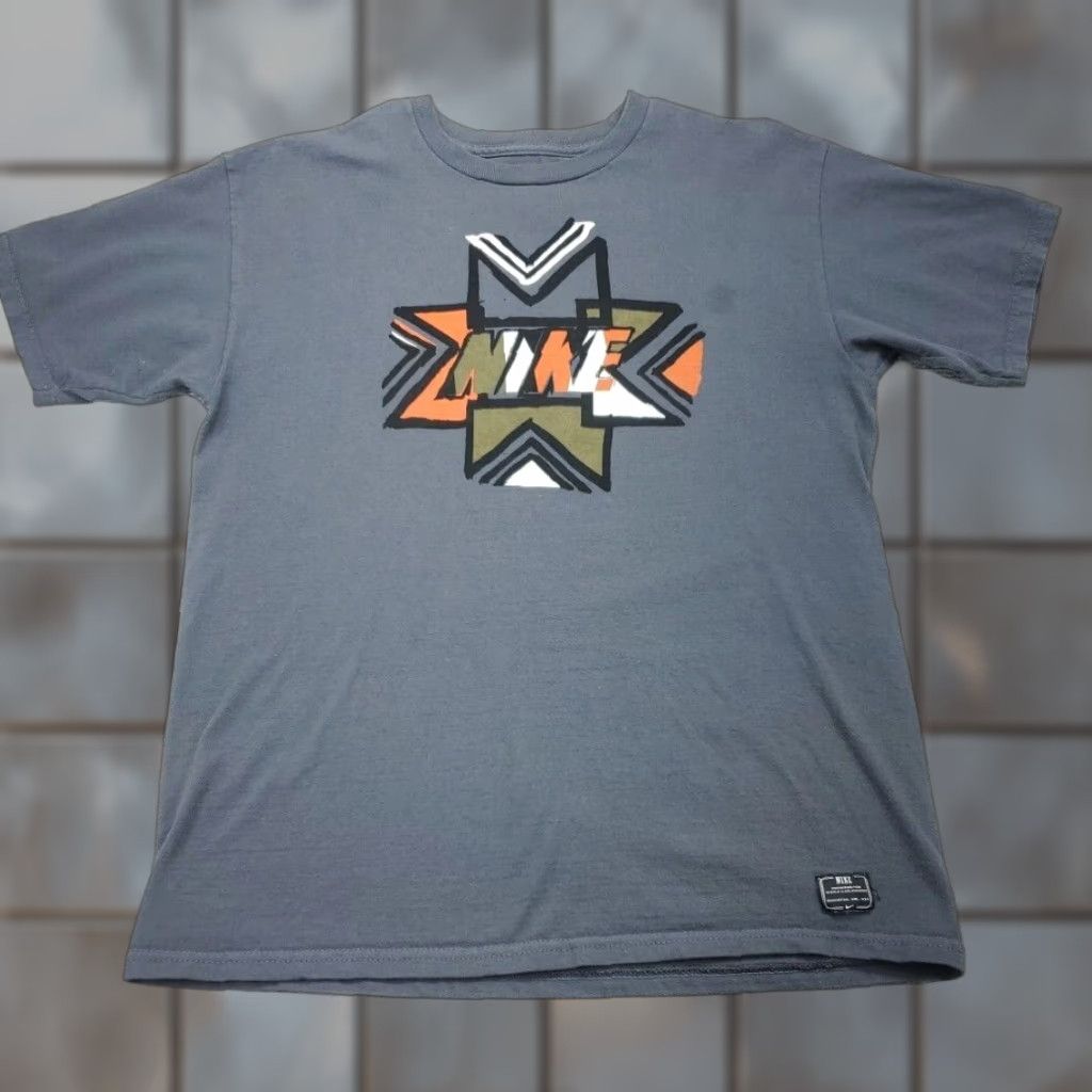 Nike Nike Graphic Tee shirt Adult M Short Sleeve Gray Regular Fit Swoosh T-Shirt Mens Size US M / EU 48-50 / 2 - 1 Thumbnail