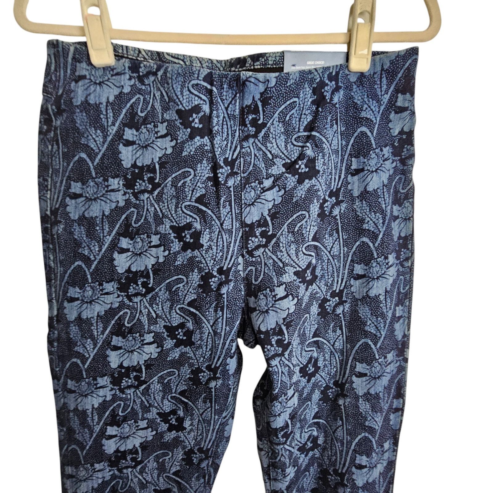 Soft Surroundings Soft Surroundings The Ultimate Cropped Leggings Floral Sz M Size 32" / US 10 / IT 46 - 2 Thumbnail