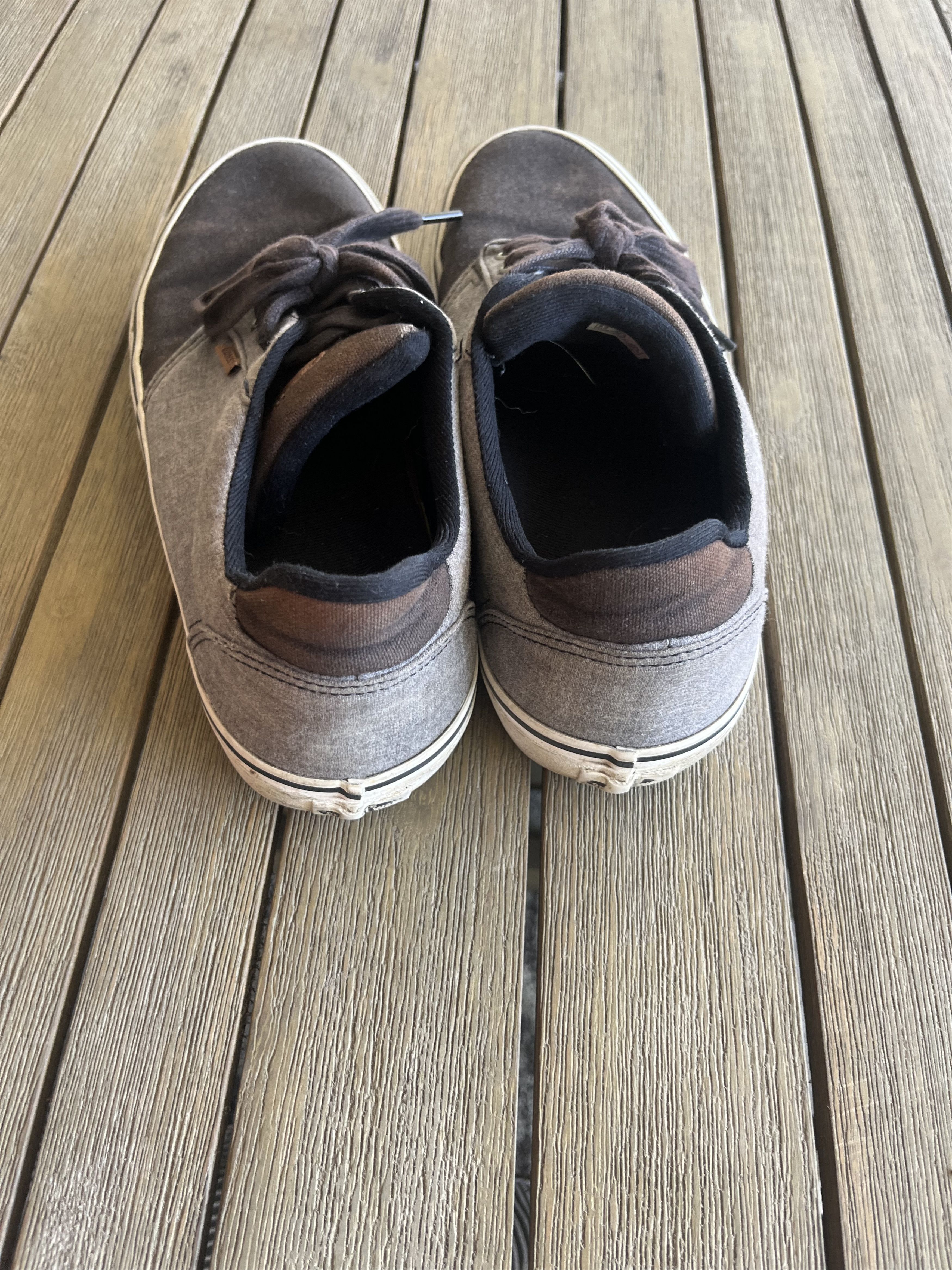 Vans Vans grey low top sneakers Size US 9.5 / EU 42-43 - 4 Thumbnail