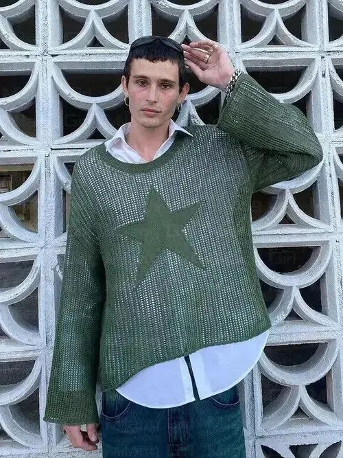 Designer × Vintage Harajuku style sweater with cutouts vintage knitted top star Size US L / EU 52-54 / 3 - 1 Thumbnail
