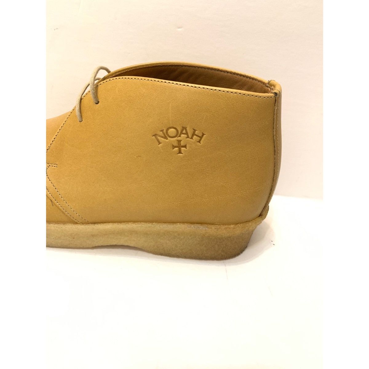 Noah NOAH ➕ SANDERS WAXED LEATHER CHUKKA BOOTS Size US 8 / EU 41 - 4 Thumbnail