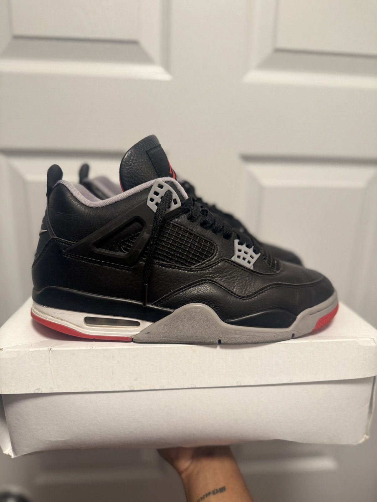 Jordan Brand Air jordan Bred 4 Reimagined size 11.5 good condition Size US 11.5 / EU 44-45 - 2 Thumbnail