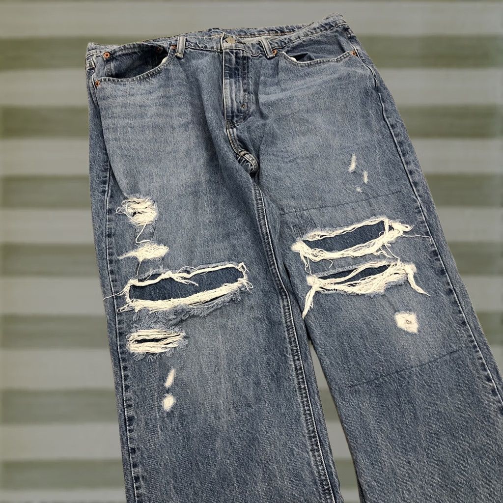 Levi's Levi's 541 Jeans 36x30 Straight Denim Blue 5-Pocket Mid Rise Stretch Regular Men's Pants Thrash Distressed Vintage: No USA 500 Series Style Jeans Size US 36 / EU 52 - 1 Thumbnail